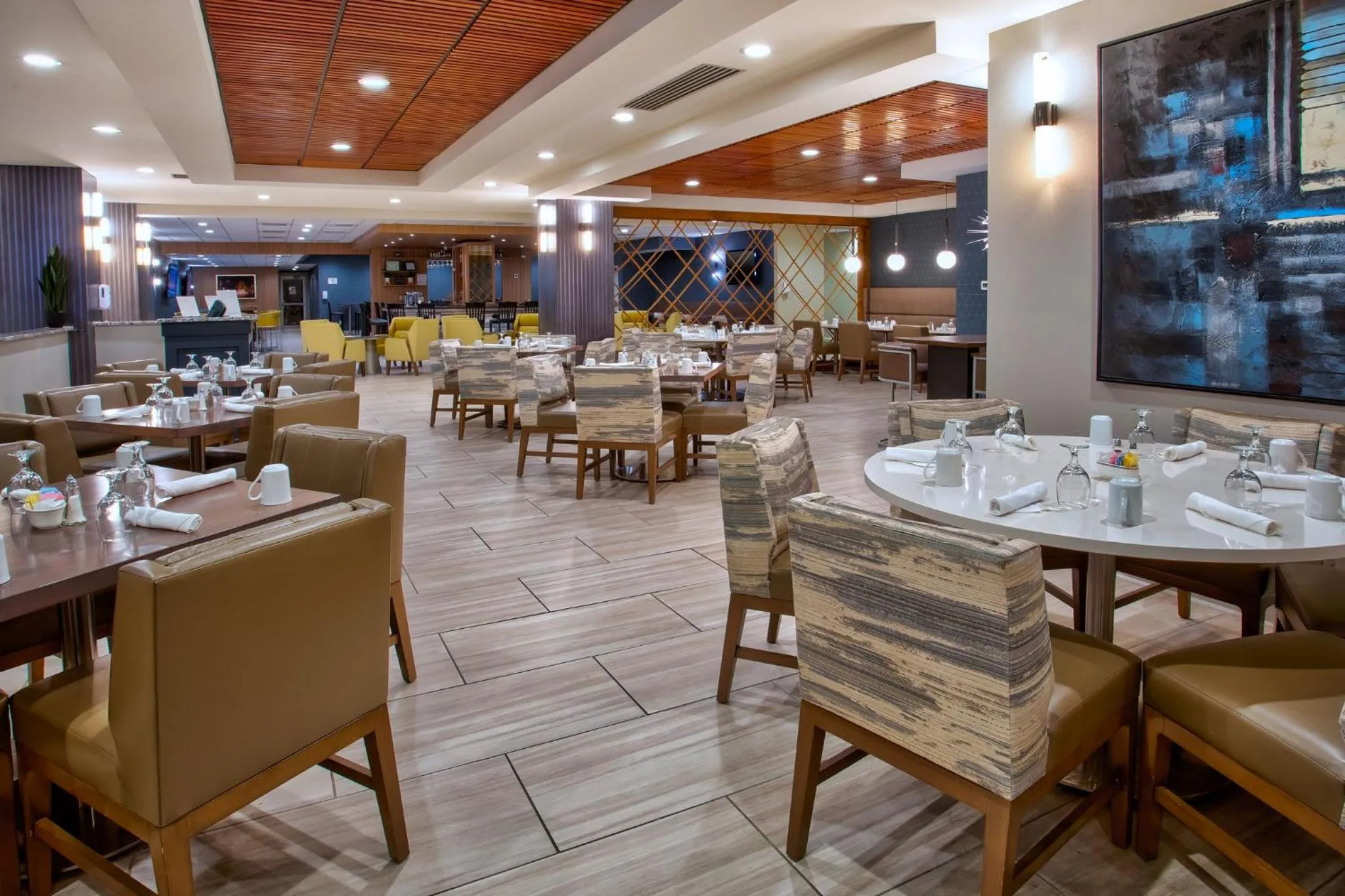 Restaurant/places to eat in Crowne Plaza Chicago-Northbrook, an IHG Hotel