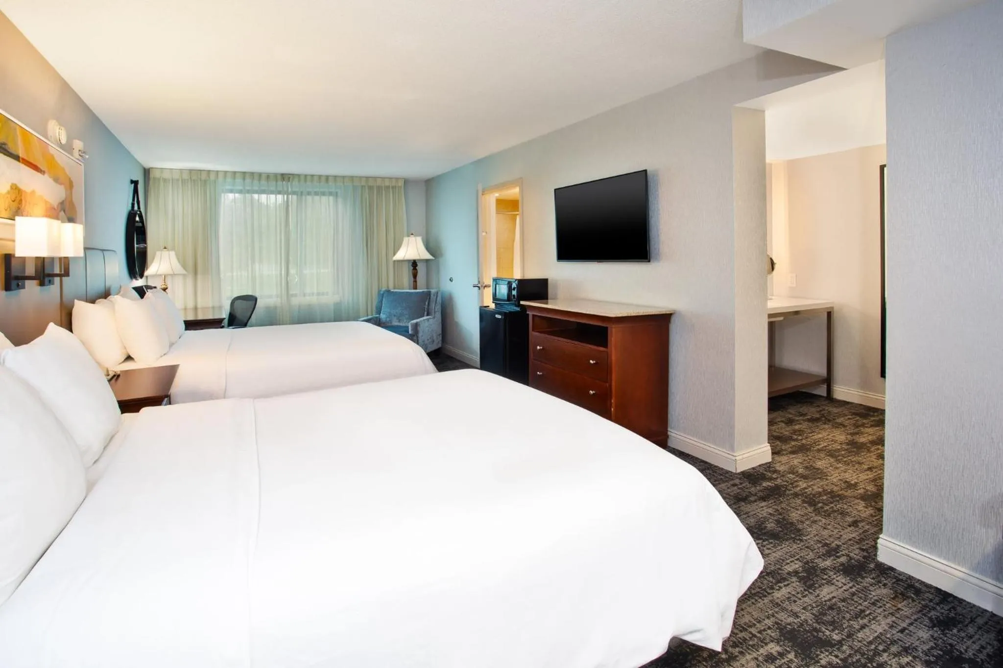 Photo of the whole room in Crowne Plaza Chicago-Northbrook, an IHG Hotel