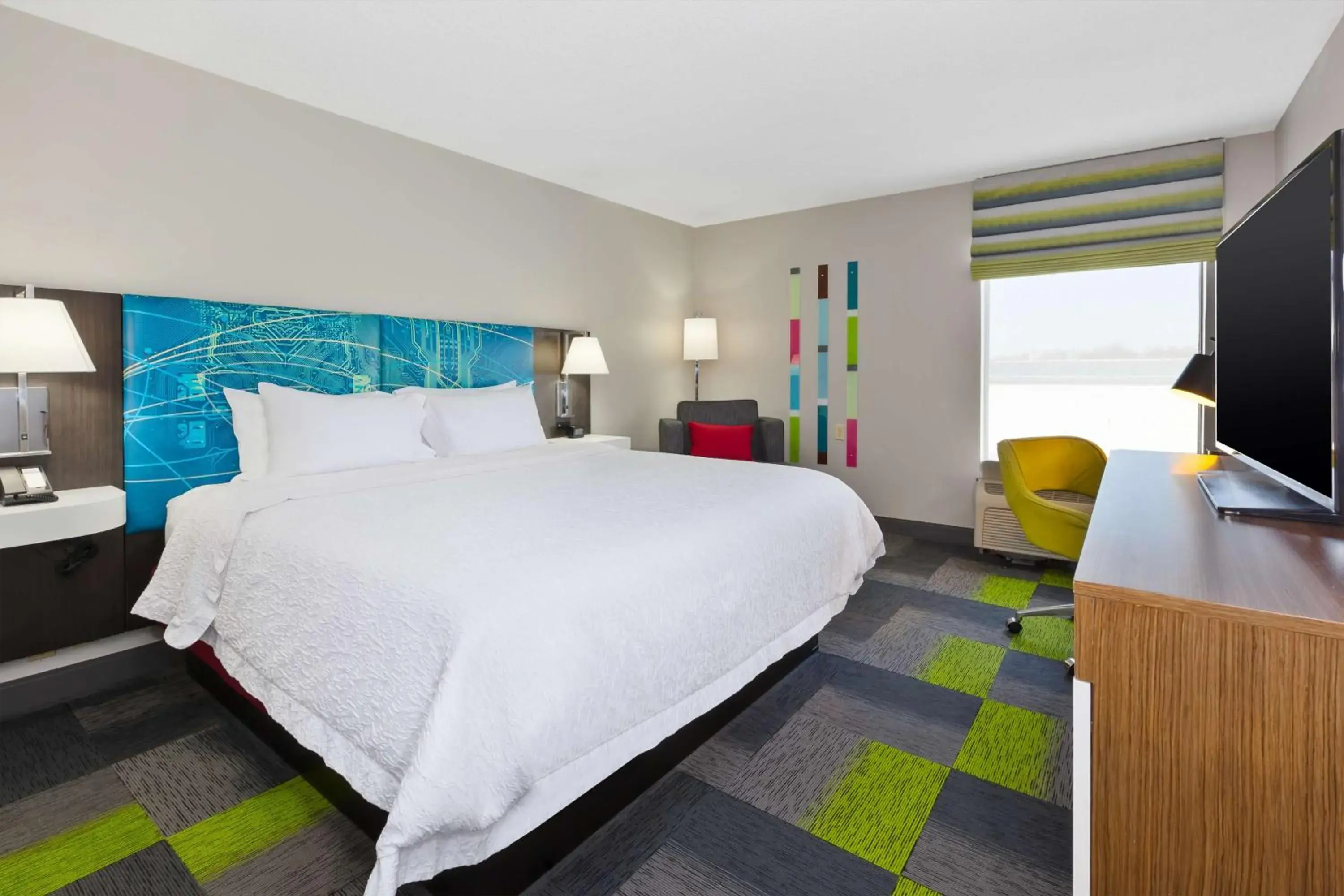 King Room with King Bed - Non-Smoking in Hampton Inn Marysville King Room with King Bed - Non-Smoking in Hampton Inn Marysville