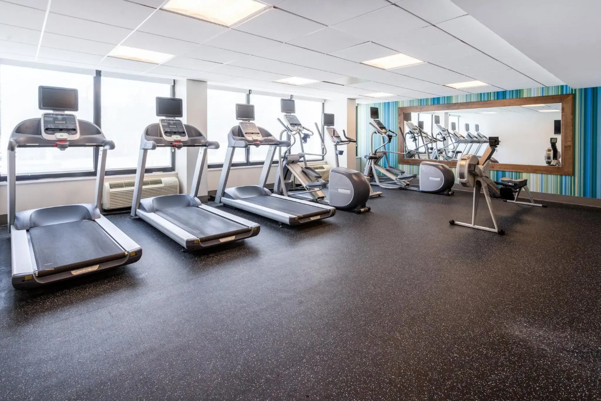 Fitness centre/facilities in Holiday Inn Express & Suites Ft. Washington - Philadelphia by IHG Fitness centre/facilities in Holiday Inn Express & Suites Ft. Washington - Philadelphia by IHG