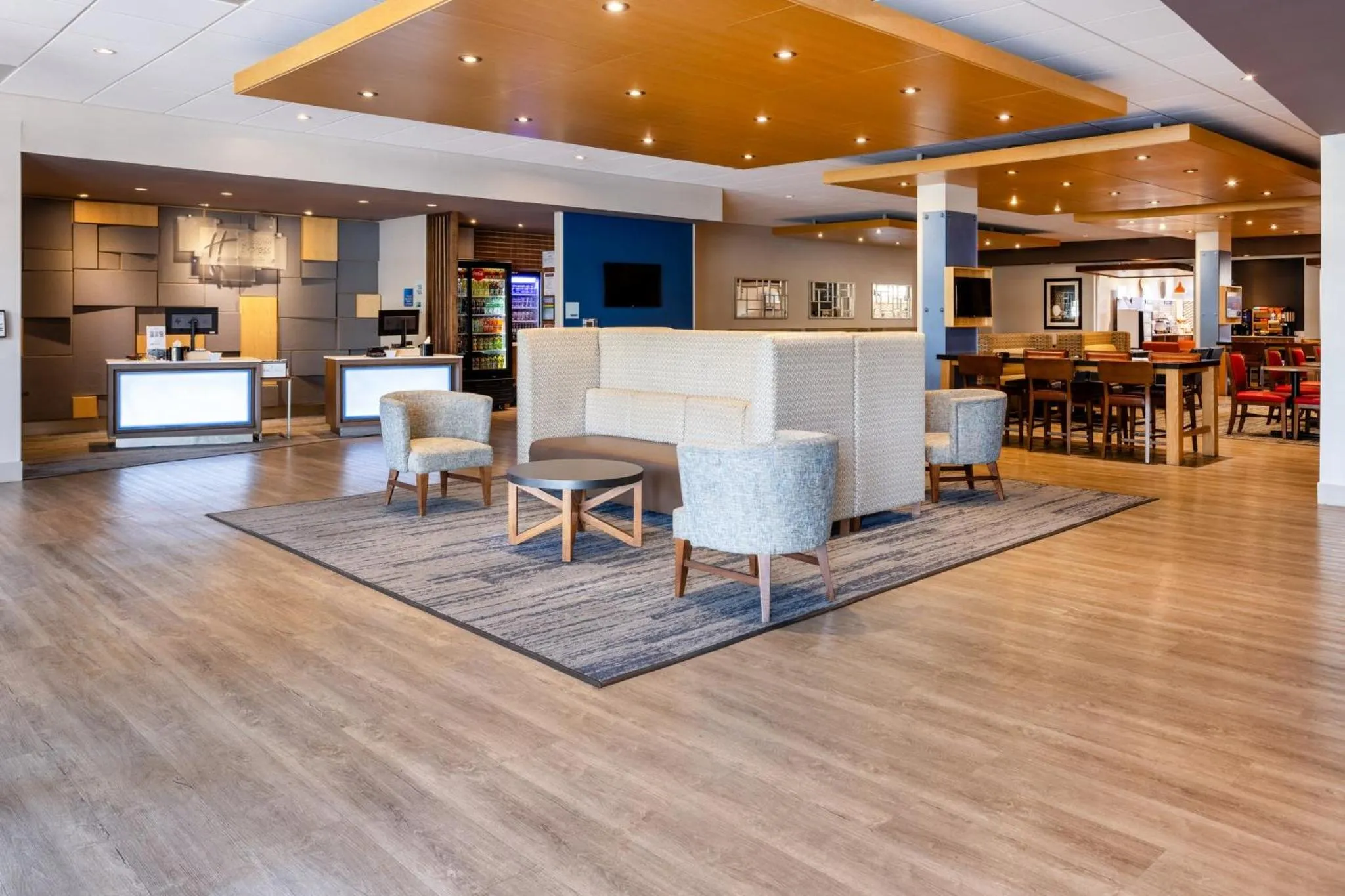 Property building in Holiday Inn Express & Suites Ft. Washington - Philadelphia by IHG