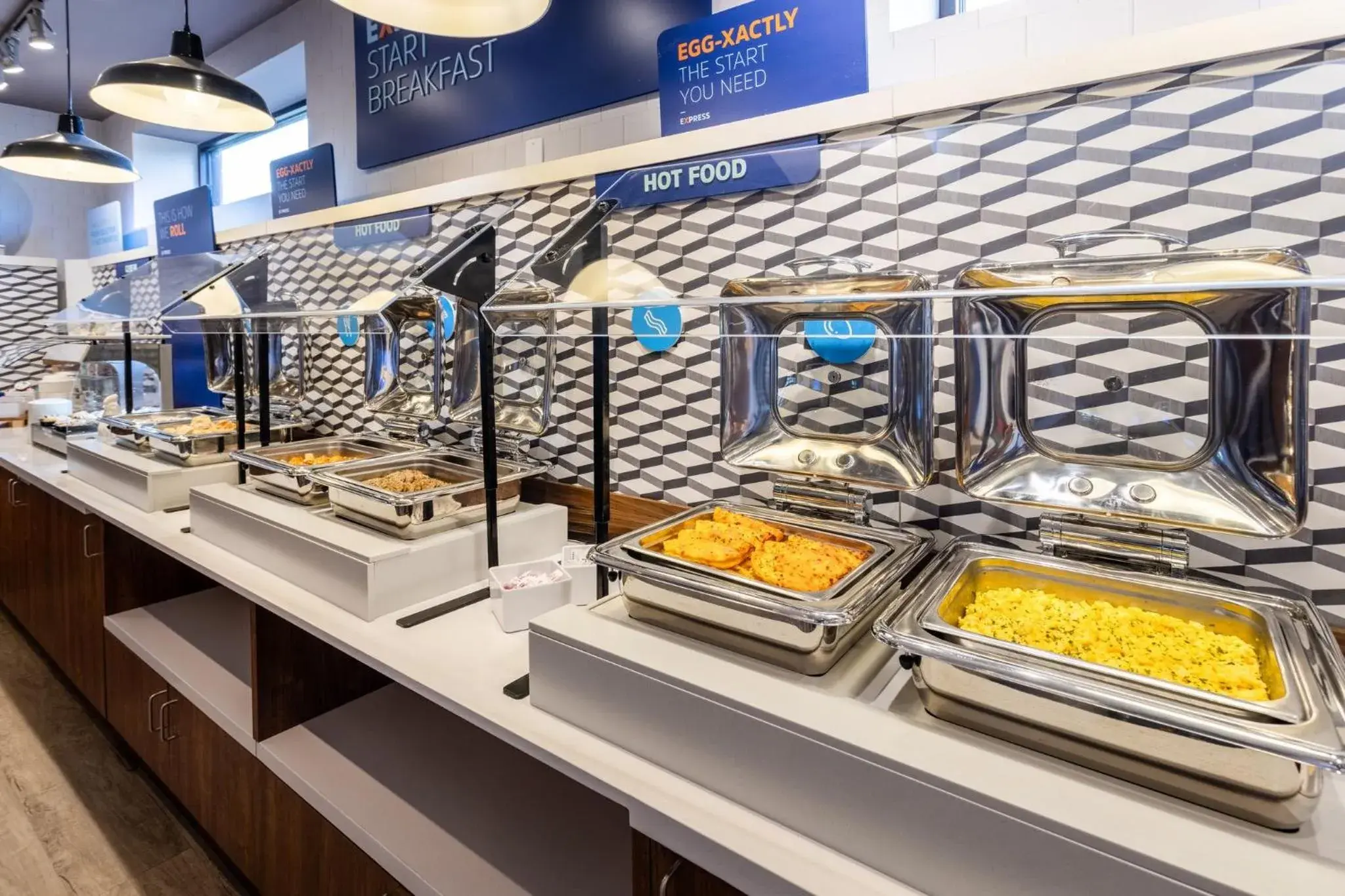 Restaurant/places to eat in Holiday Inn Express & Suites Ft. Washington - Philadelphia by IHG Restaurant/places to eat in Holiday Inn Express & Suites Ft. Washington - Philadelphia by IHG