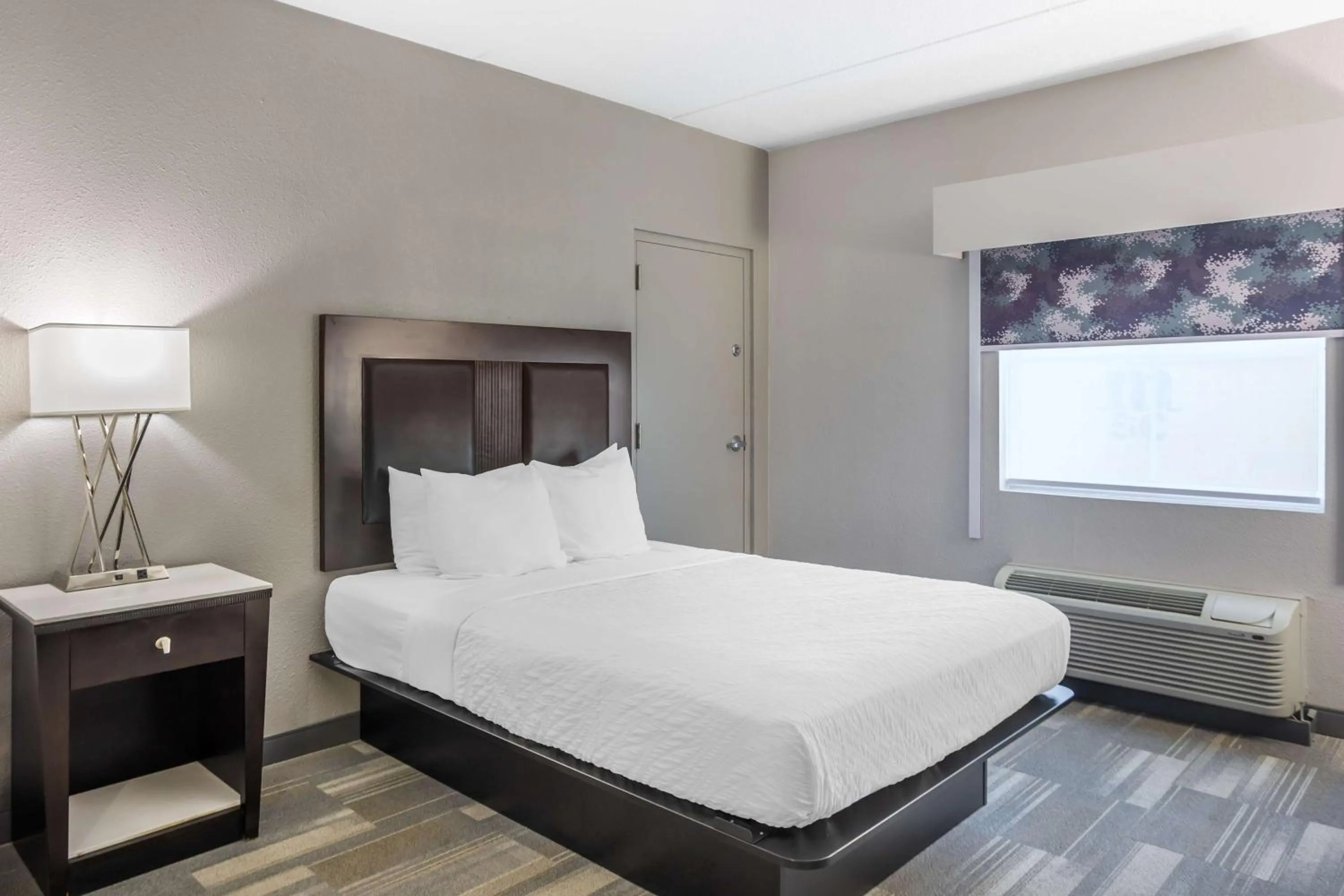 Bedroom, Bed in Best Western Plus Wilkes Barre-Scranton Airport Hotel