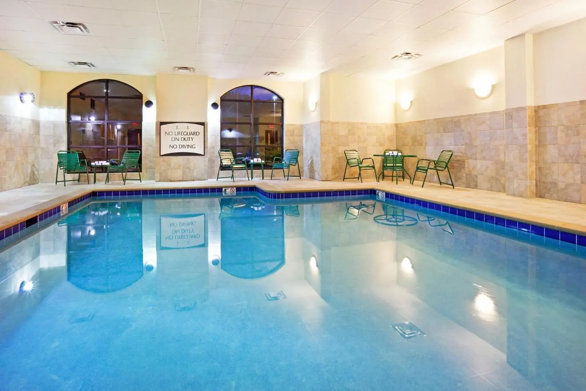 Swimming pool in Staybridge Suites-Knoxville Oak Ridge by IHG Swimming pool in Staybridge Suites-Knoxville Oak Ridge by IHG