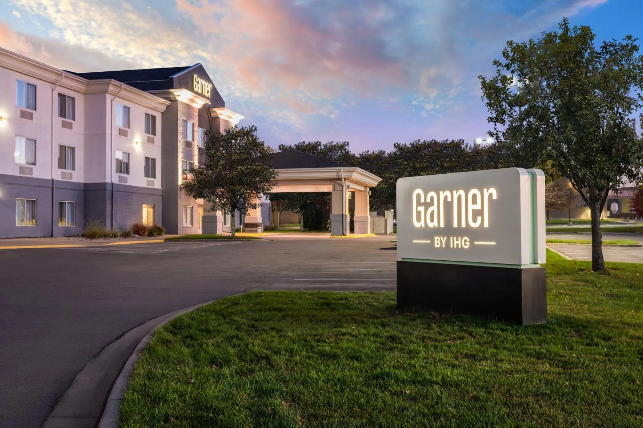 Property building in Garner Hotel Brookings by IHG