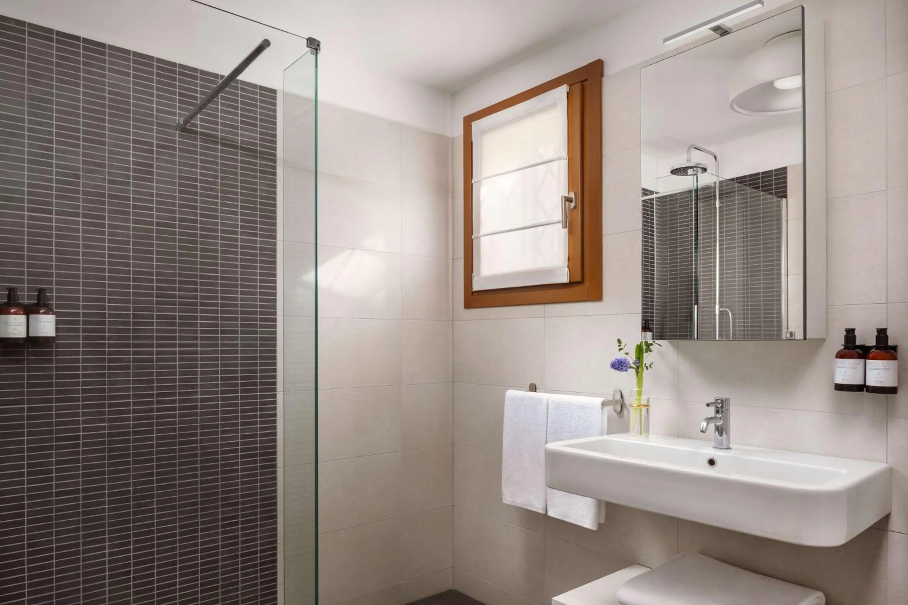 Bathroom in Tivoli Portopiccolo Sistiana Apartments