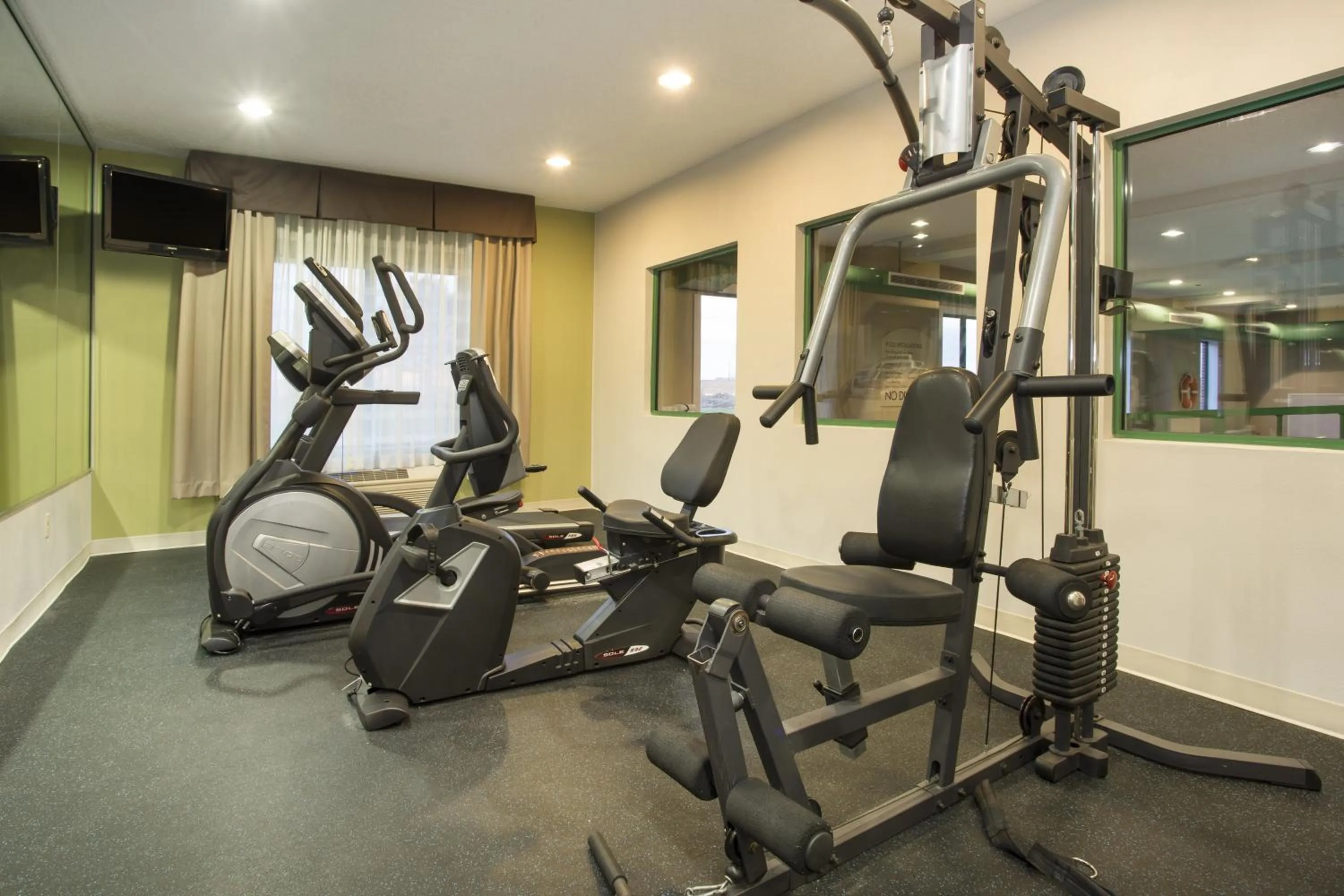 Fitness centre/facilities in Sleep Inn & Suites
