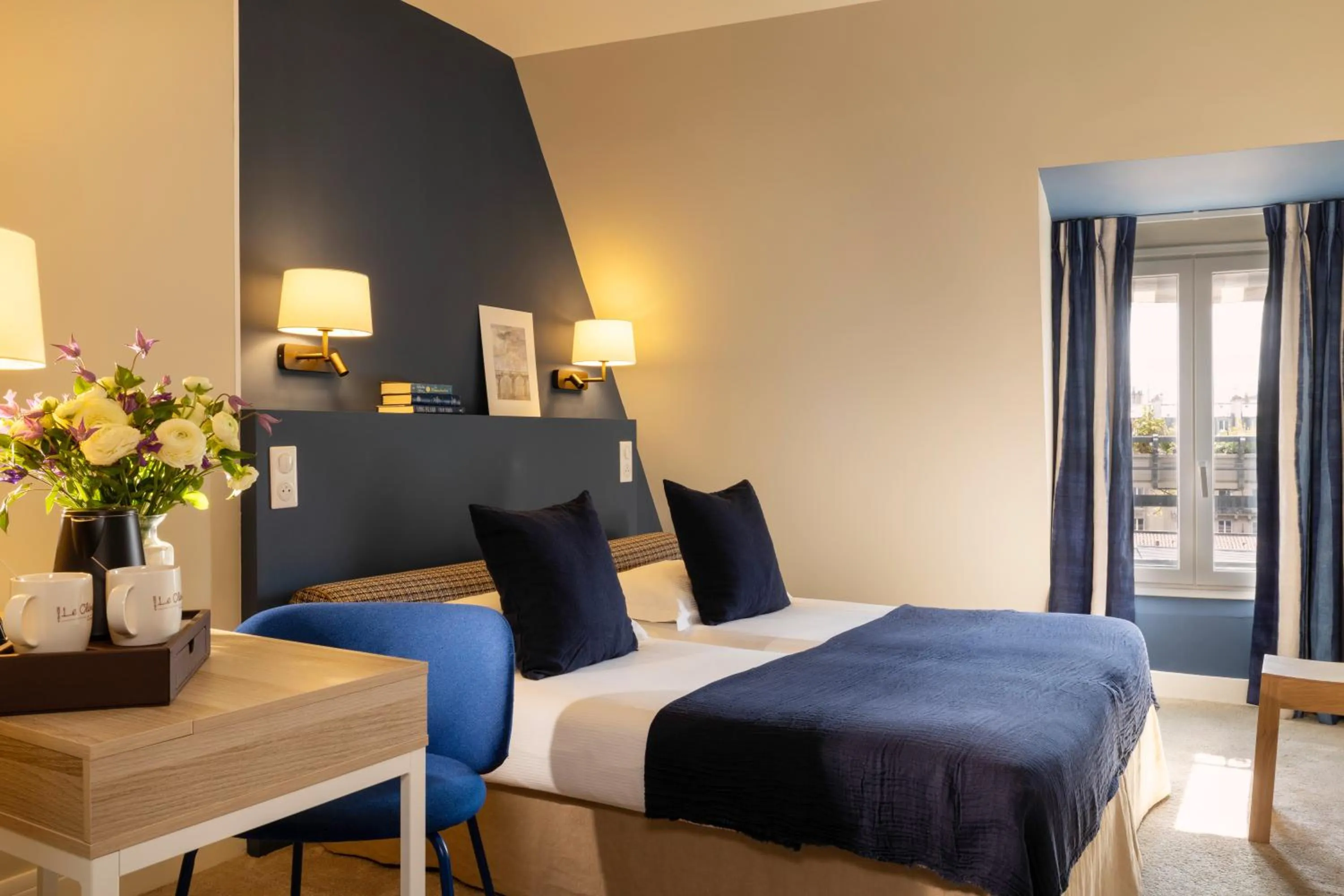 Bedroom, Bed in Hotel Clément