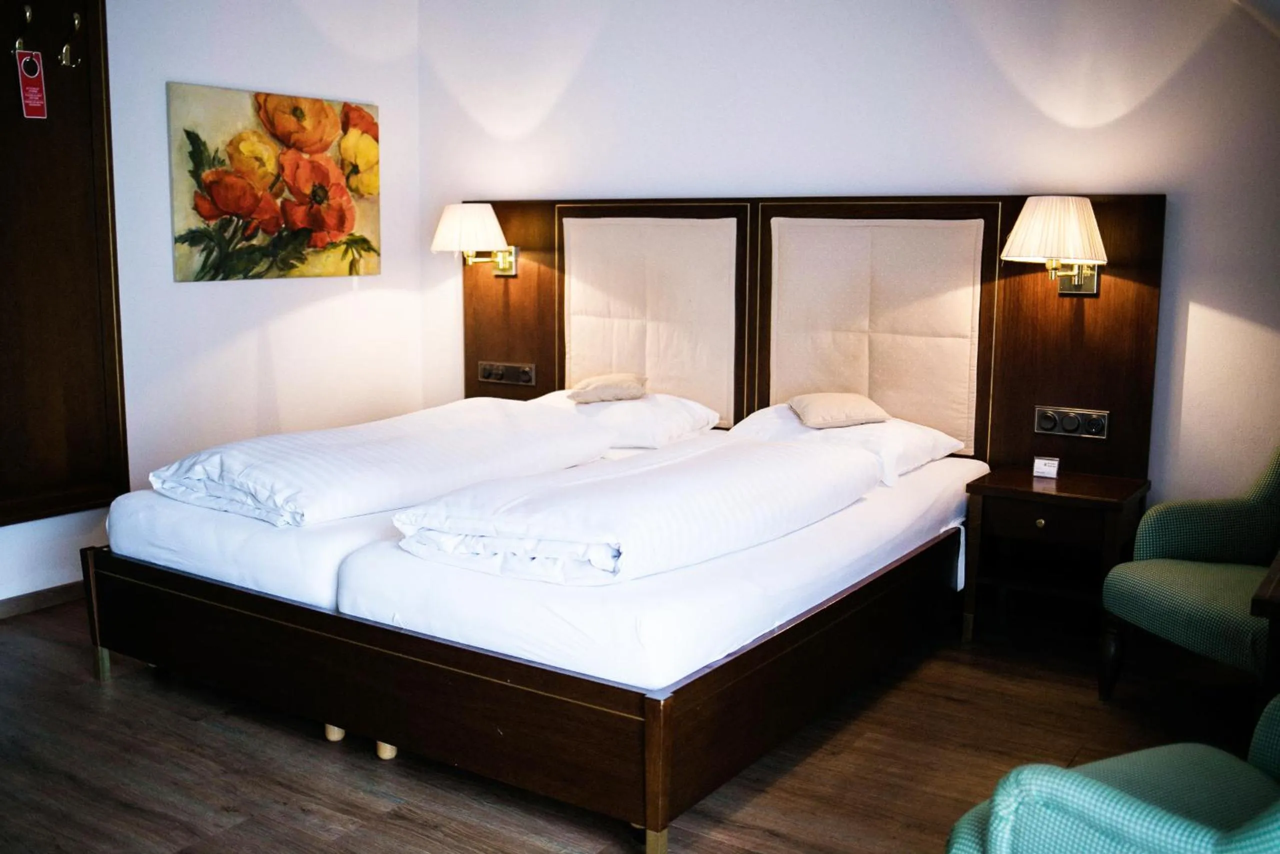 Photo of the whole room, Bed in Hotel Friesacher`s Aniferhof