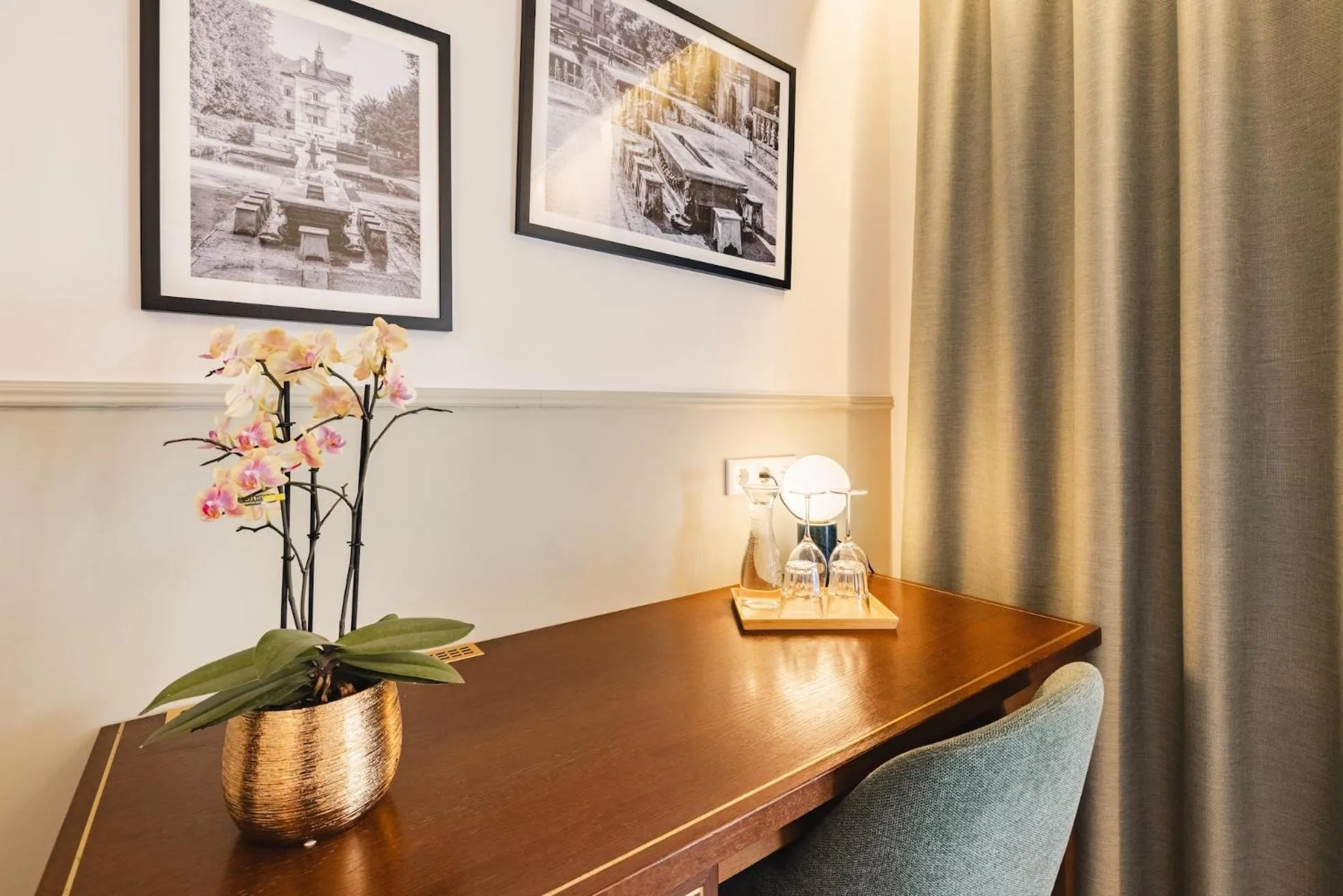 Decorative detail in Hotel Friesacher`s Aniferhof