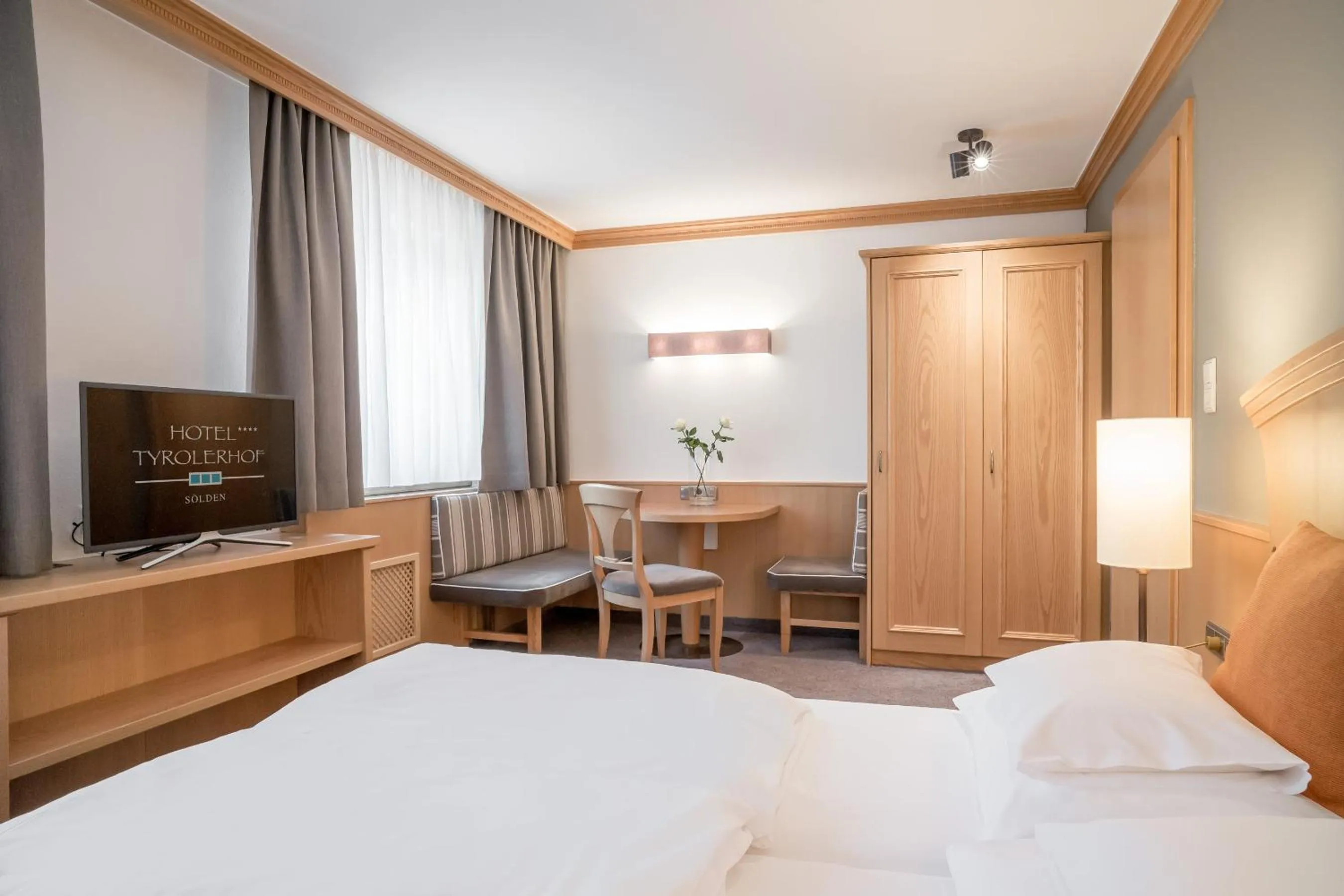 Photo of the whole room, Bed in Hotel Tyrolerhof