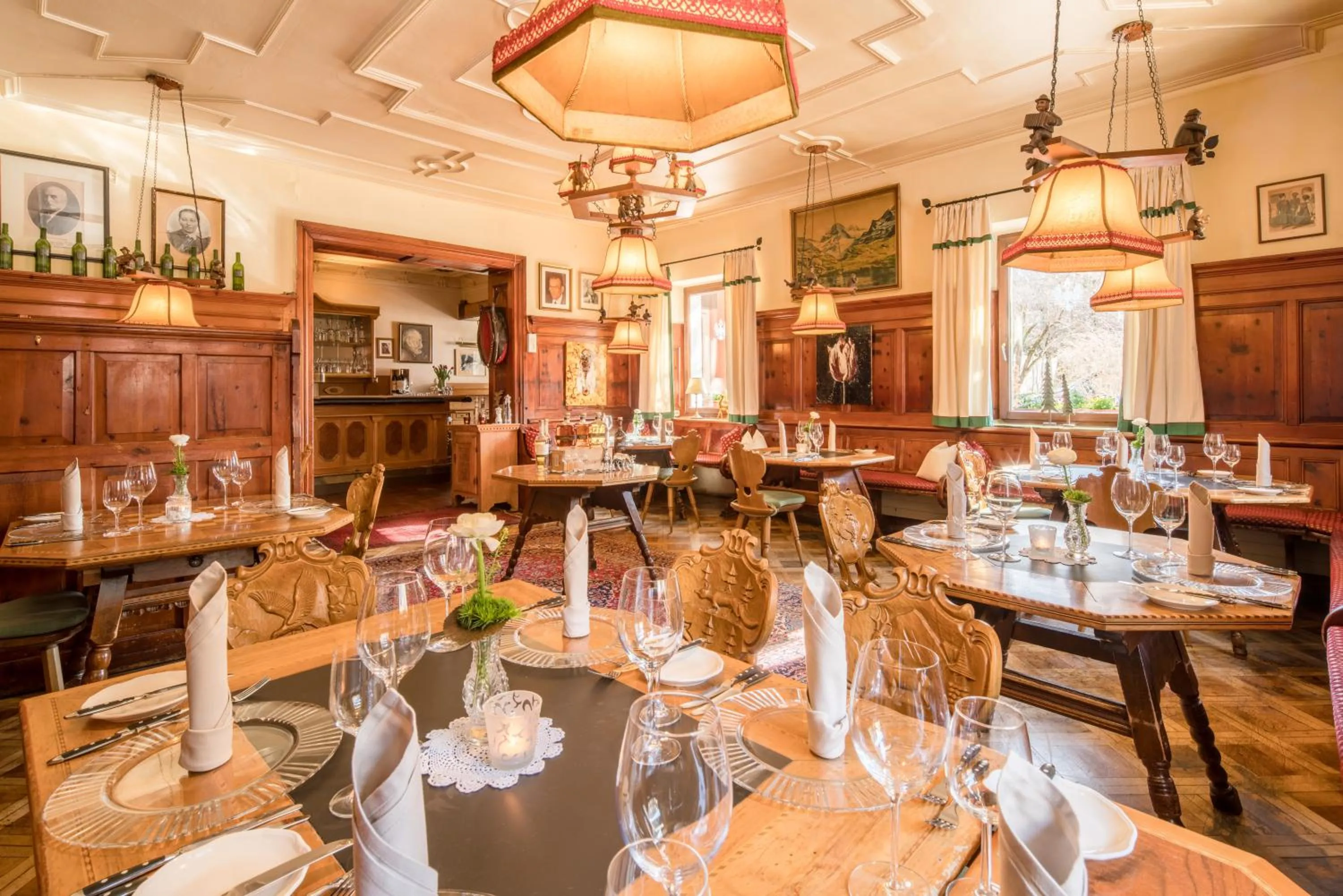 Restaurant/places to eat in Hotel Gasthof Adler