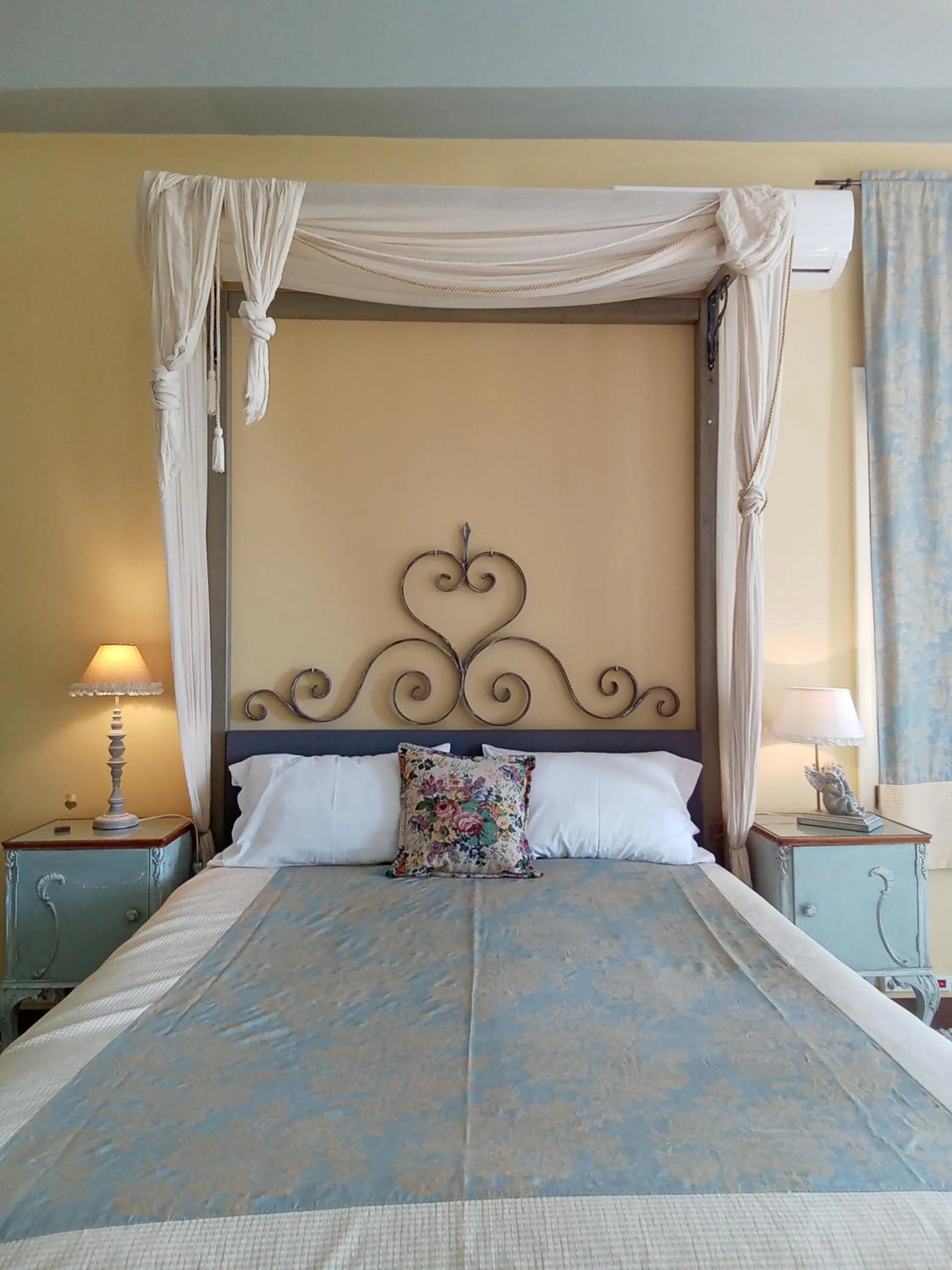 Bed in Locadiera Pansion