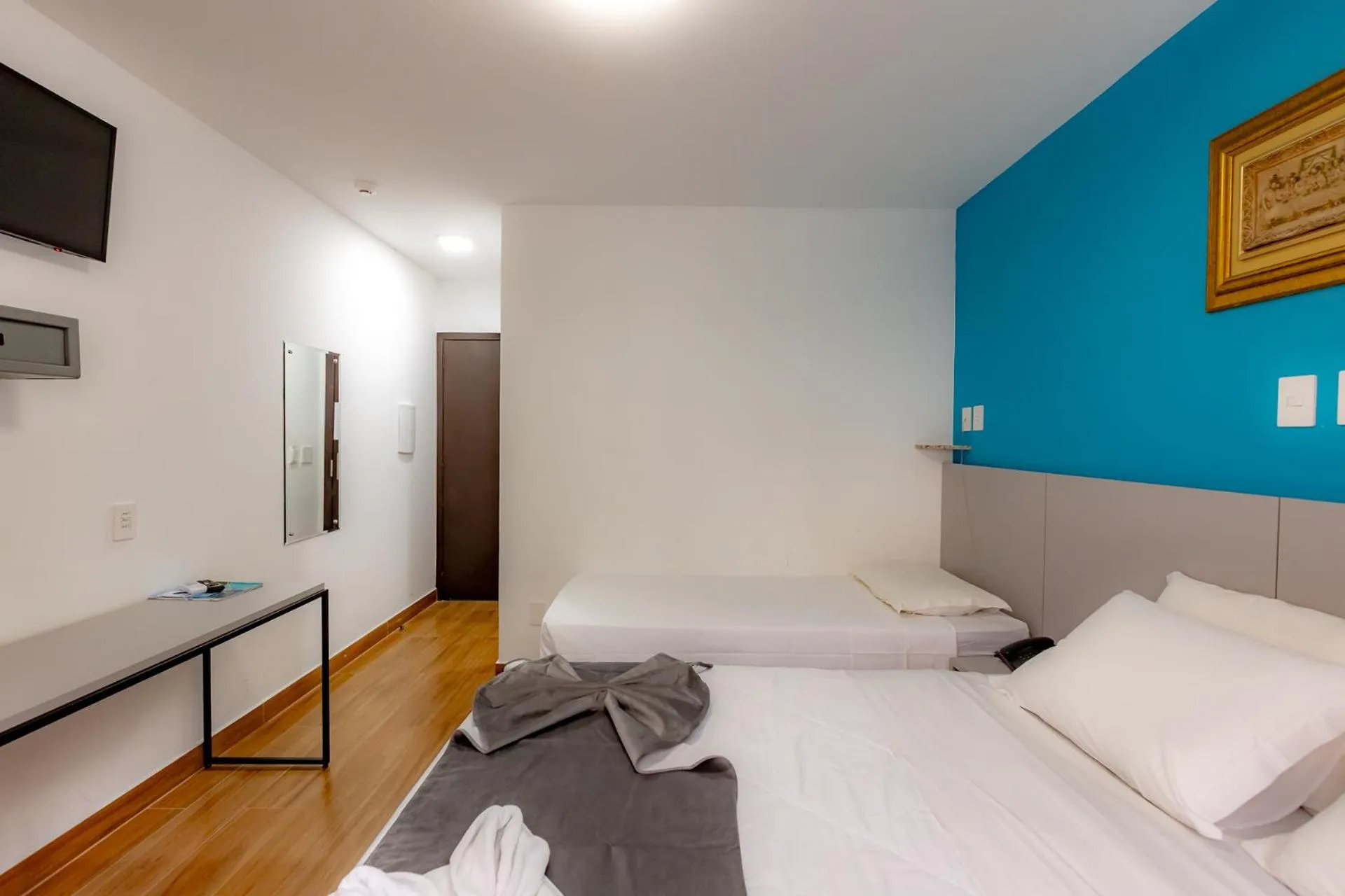 Photo of the whole room, Bed in Mar Hotel