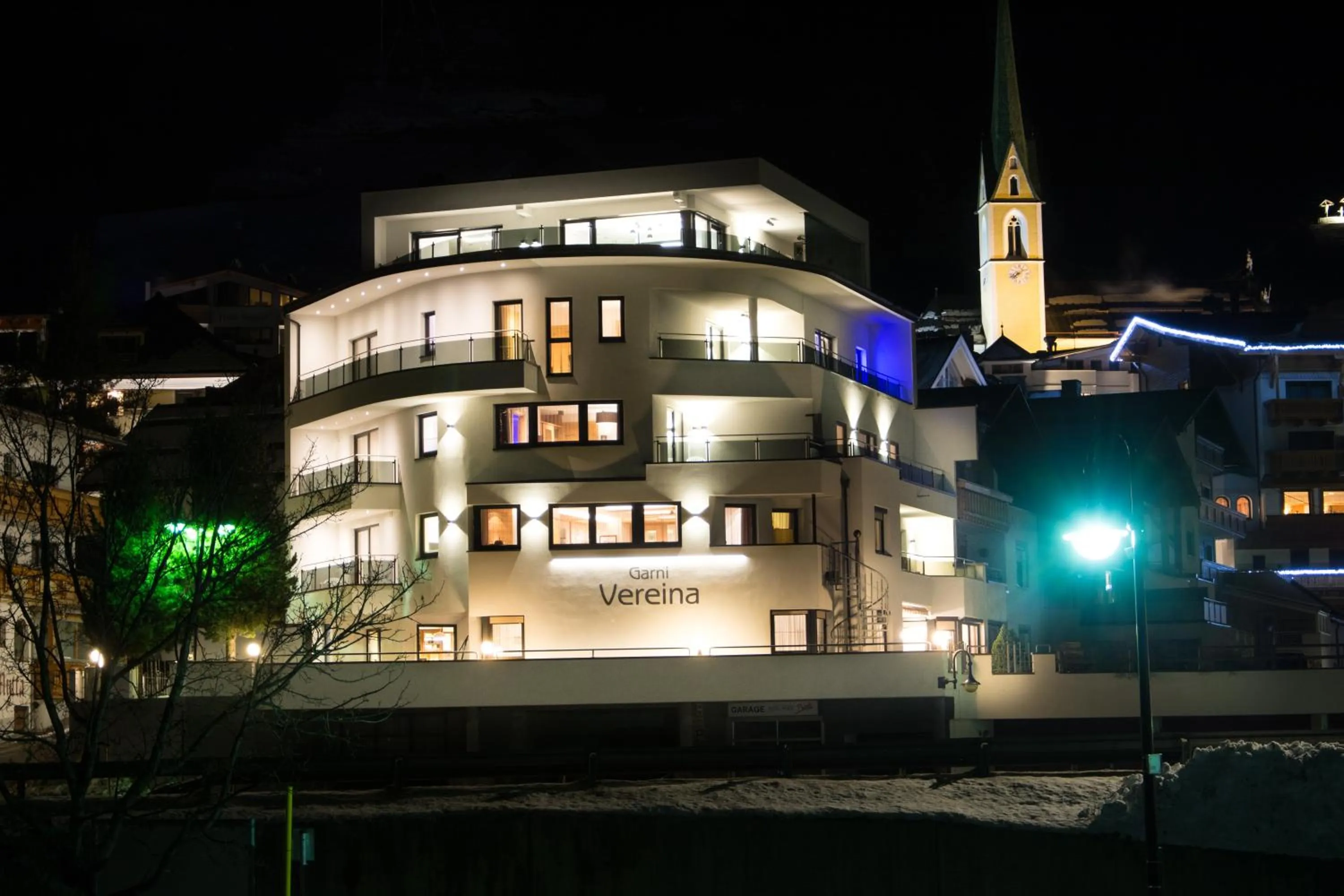 Property building in Garni Vereina