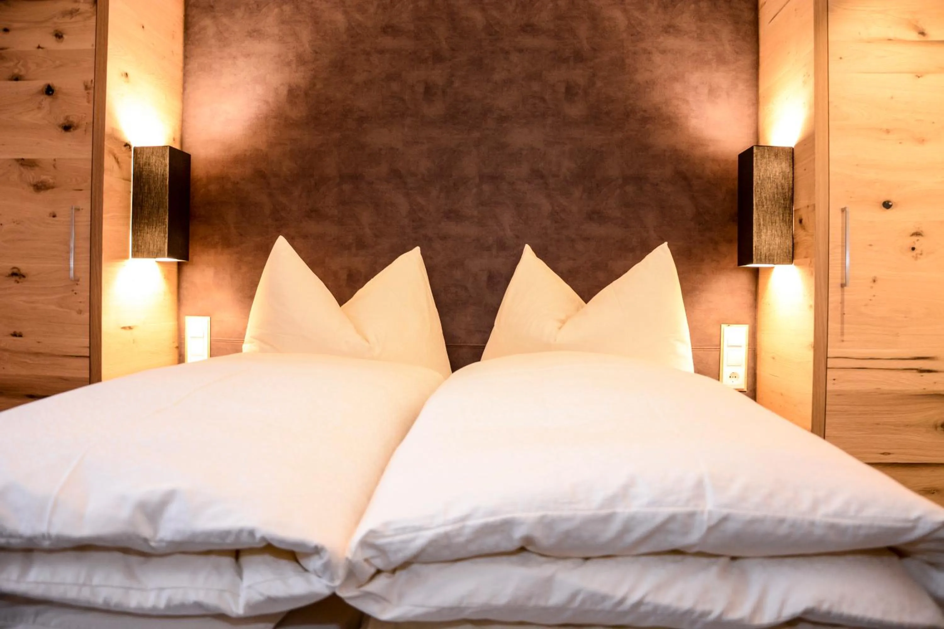 Decorative detail, Bed in Garni Vereina