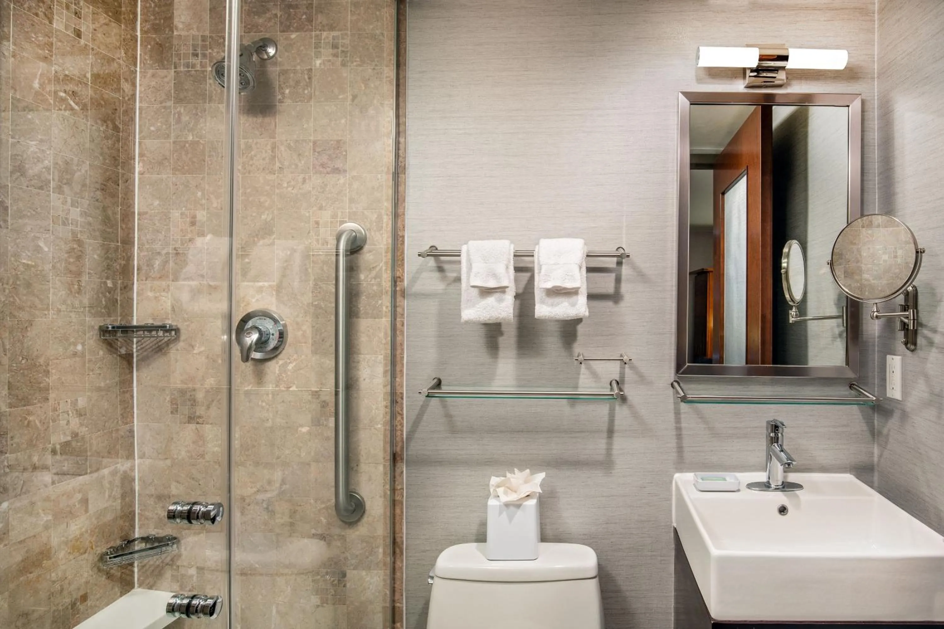 Bathroom in Fairfield By Marriott New York Manhattan Times Square