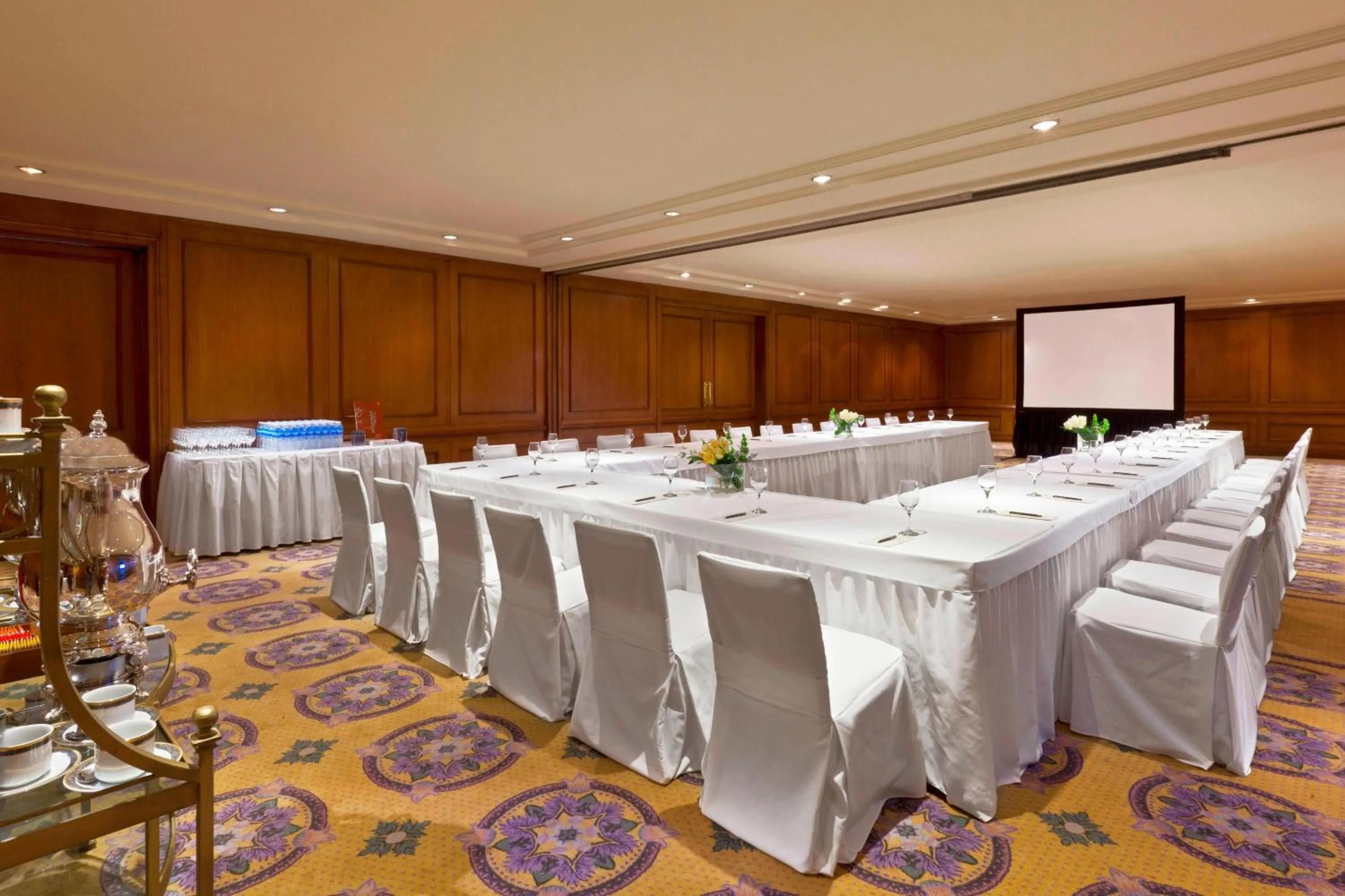 Meeting/conference room in Park Tower, A Luxury Collection Hotel, Buenos Aires