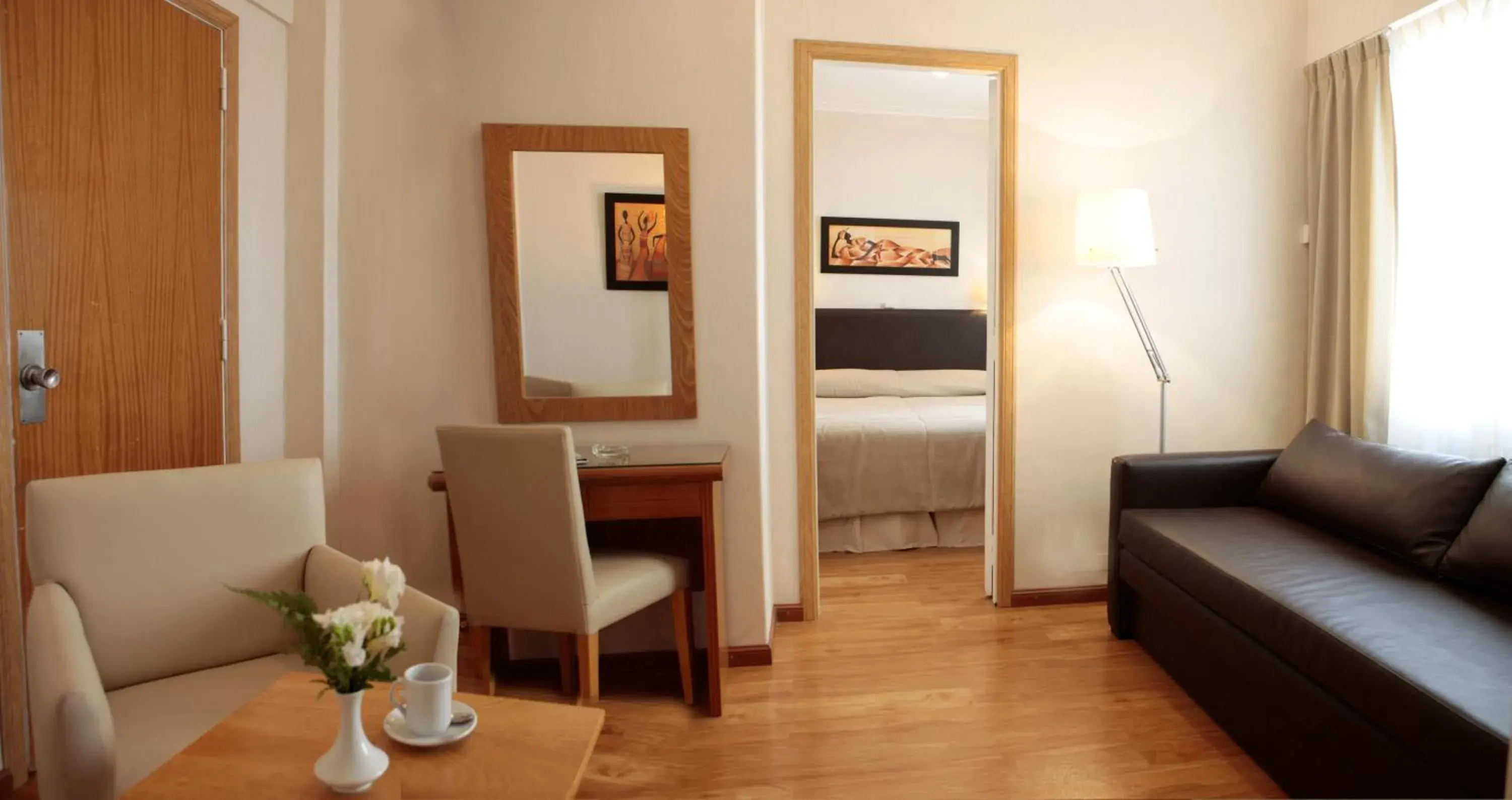 Living room, Bed in Hotel Waldorf Living room, Bed in Hotel Waldorf