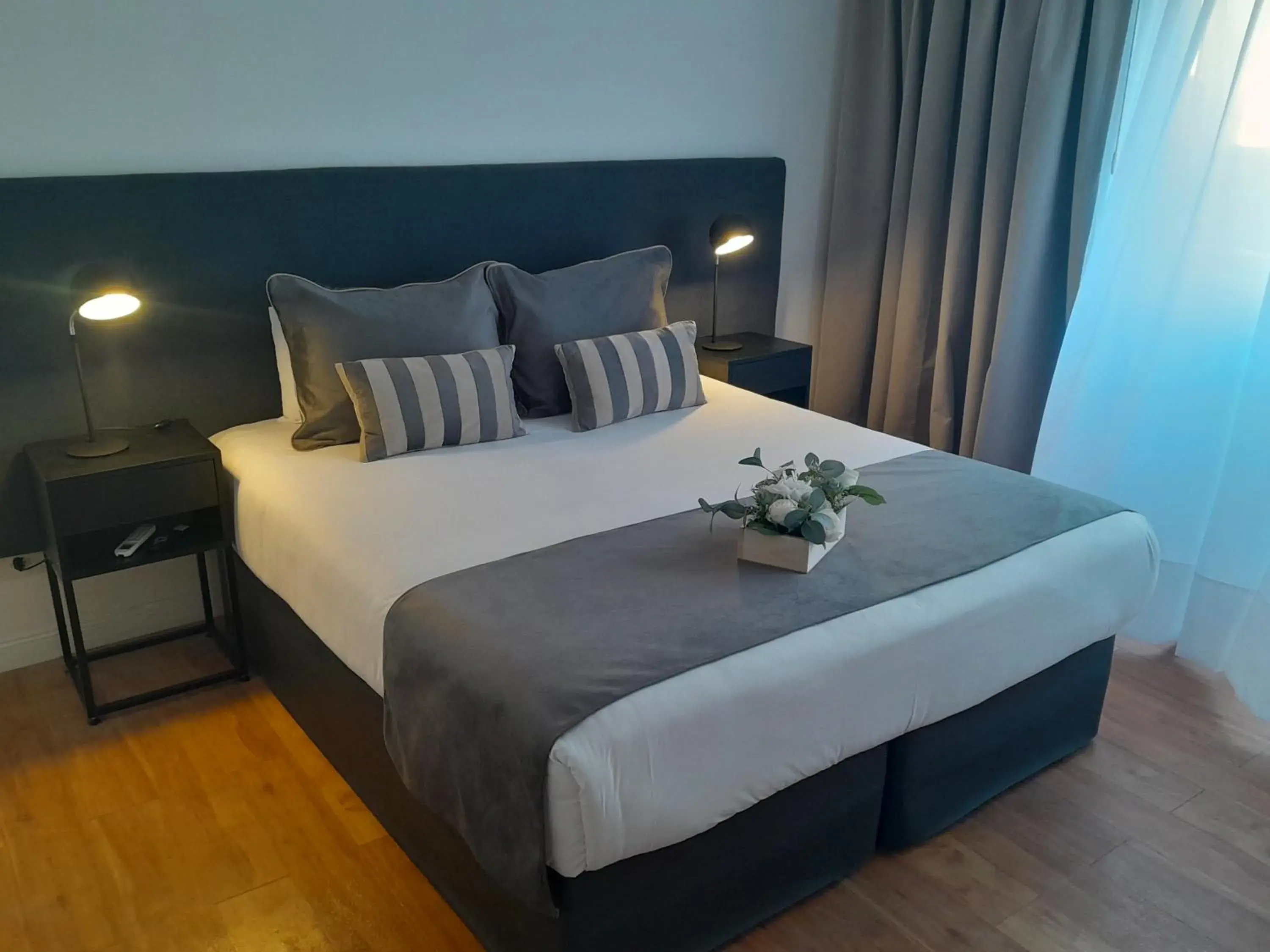 Bed in Hotel Waldorf Bed in Hotel Waldorf