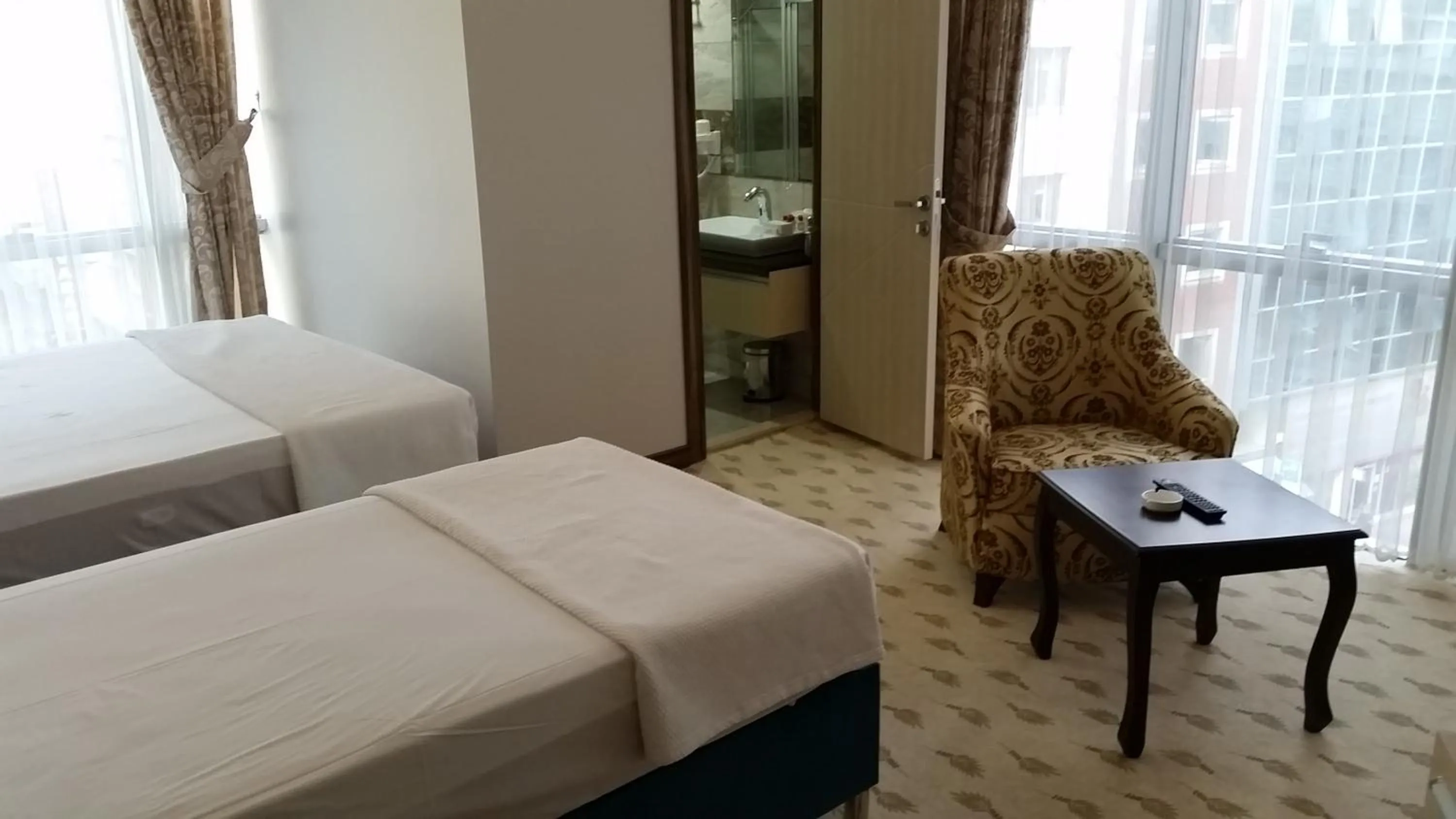 Bedroom, Bed in Elazig Gunay Hotel