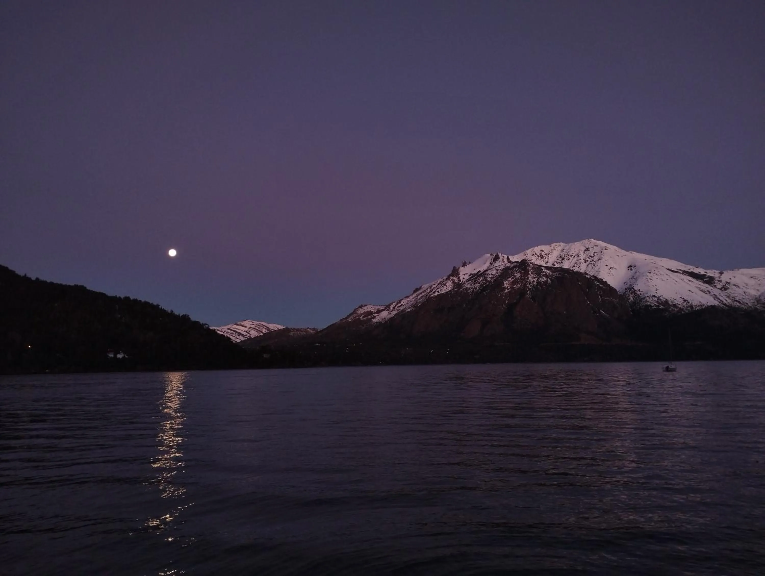 Night in Hosteria El Condado