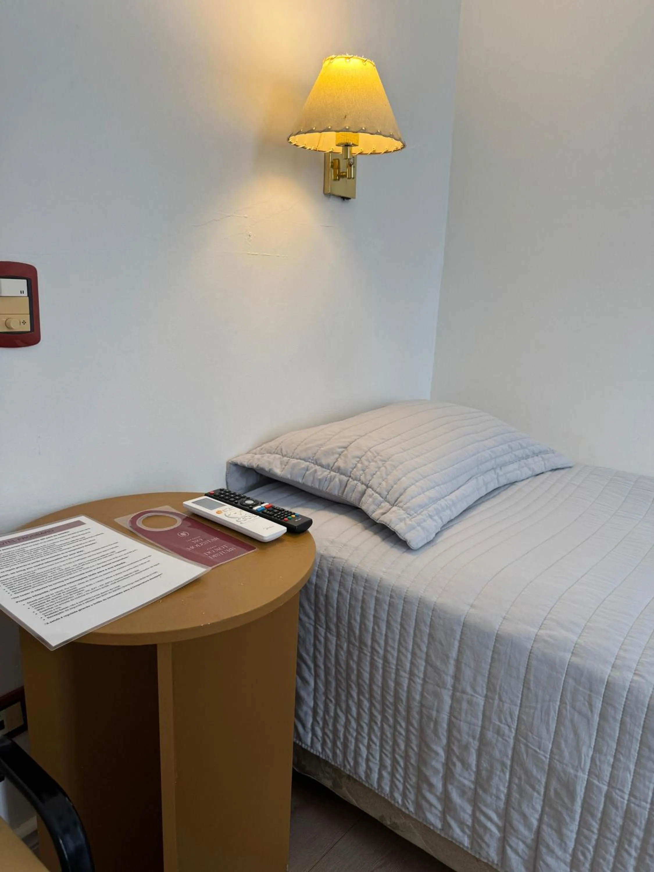 Bed in Hotel Frossard