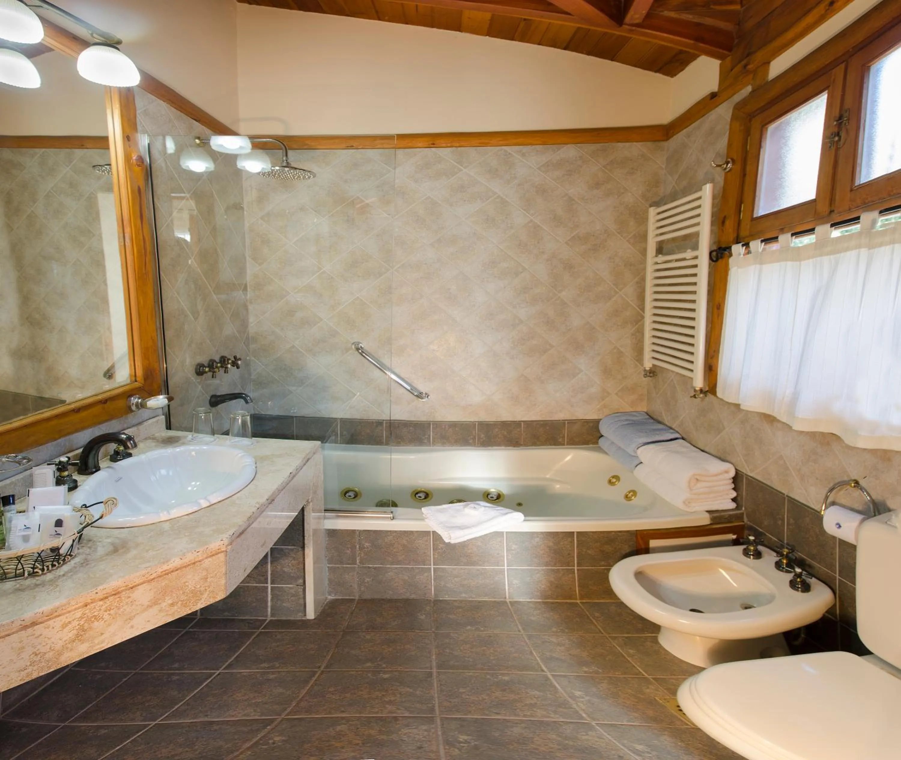 Bathroom in Nido del Cóndor Hotel & Spa