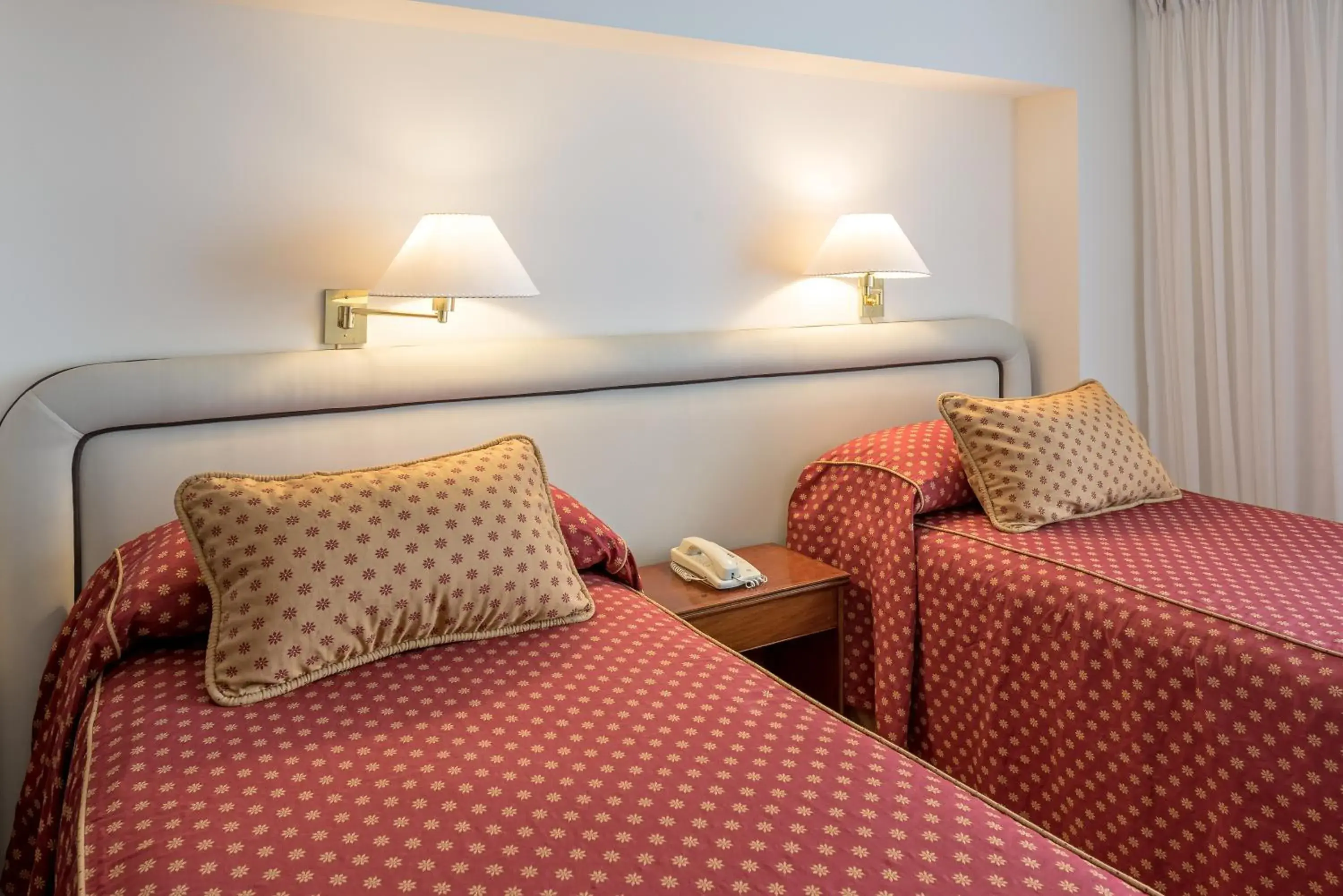 Photo of the whole room, Bed in Hotel Presidente Photo of the whole room, Bed in Hotel Presidente