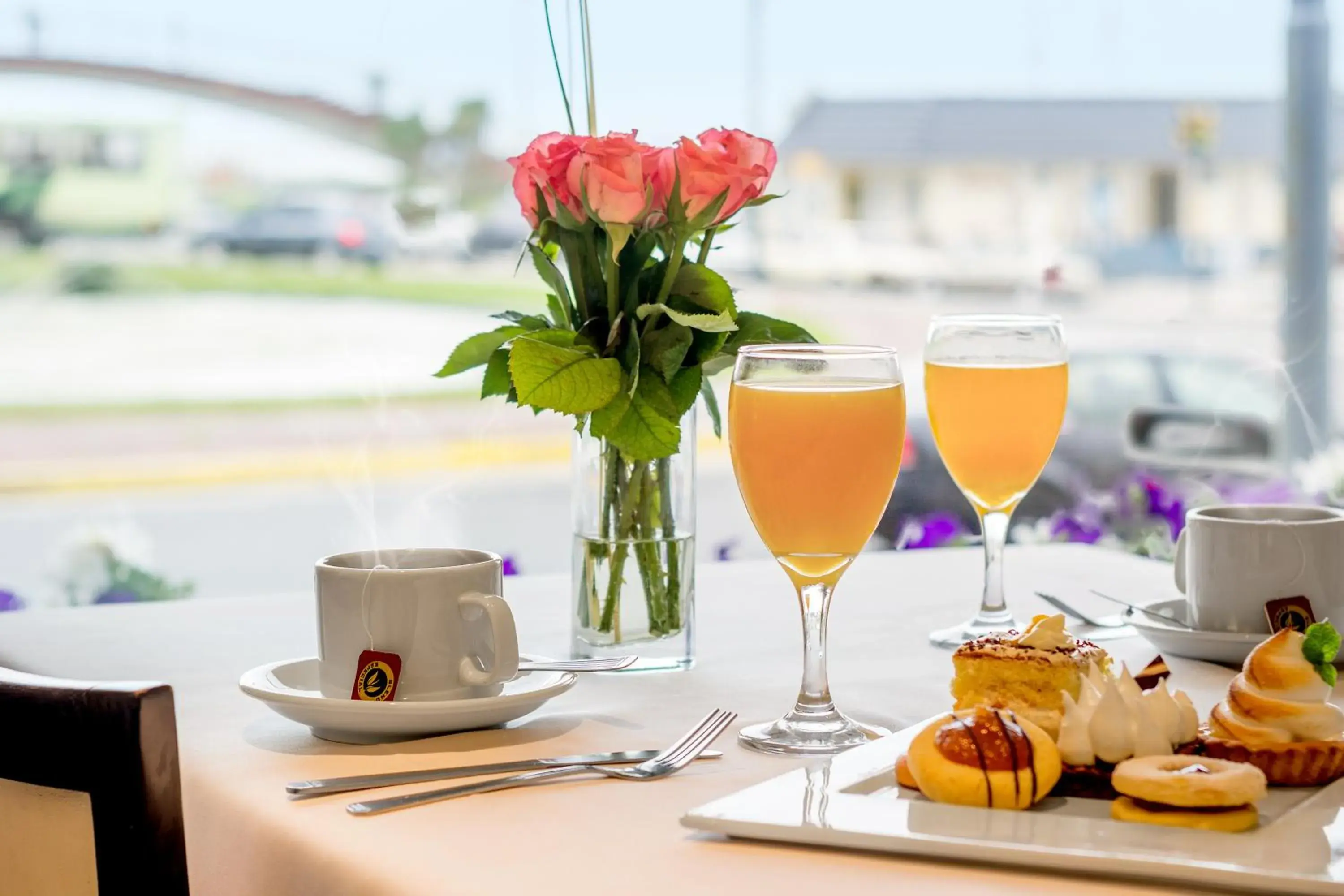 Restaurant/places to eat in Hotel Presidente Restaurant/places to eat in Hotel Presidente