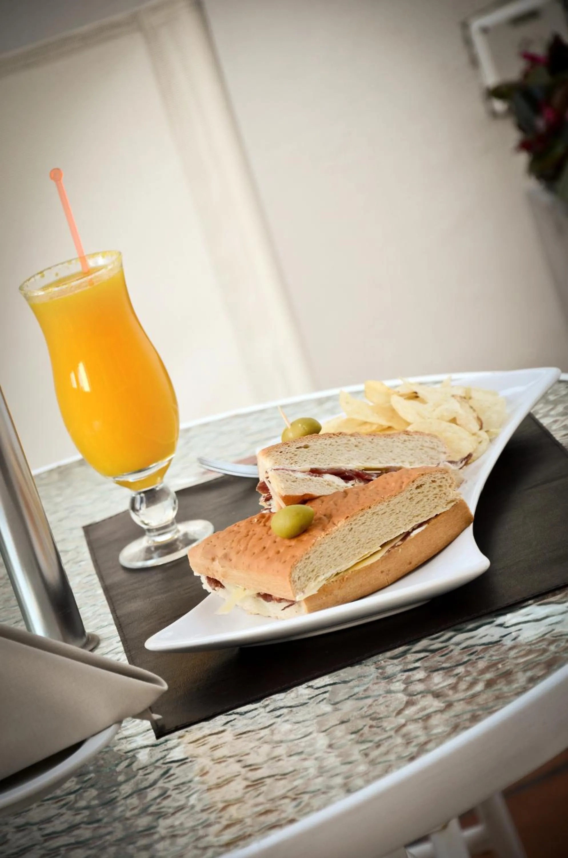 Restaurant/places to eat in Hotel Presidente