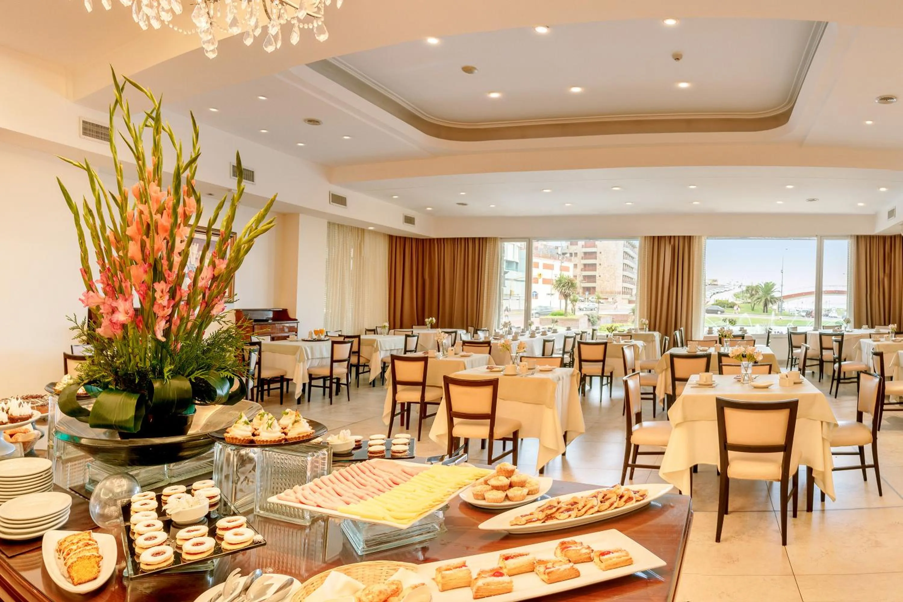 Meals in Hotel Iruña