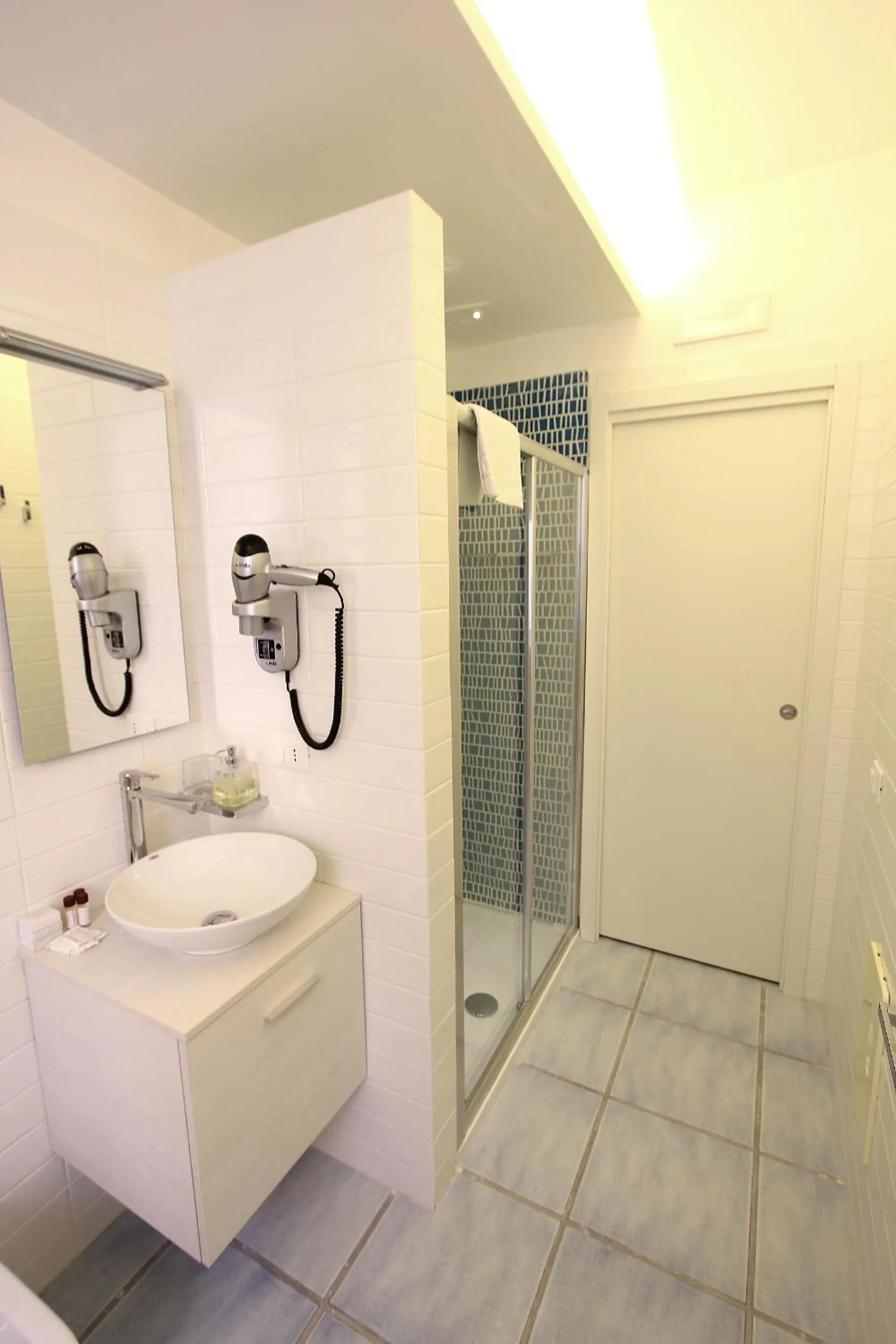 Bathroom in Il Viaggiatore Gaeta Medievale B&B