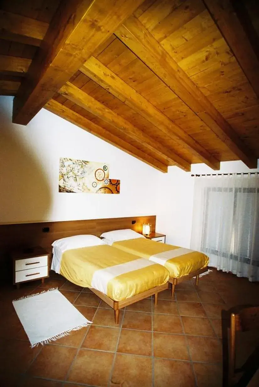 Twin Room with Private Bathroom - single occupancy in Il Grappolo D' Oro Twin Room with Private Bathroom - single occupancy in Il Grappolo D' Oro