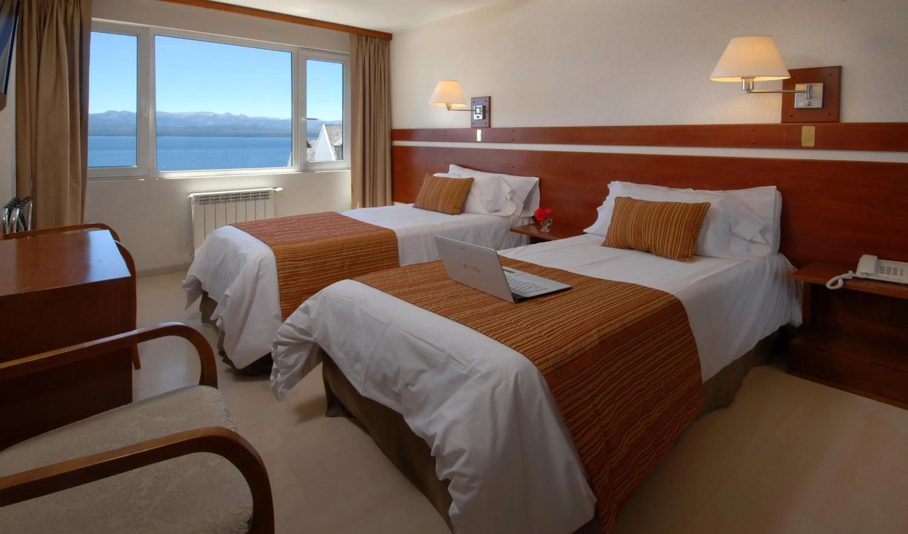 Bedroom, Bed in Hotel Tirol