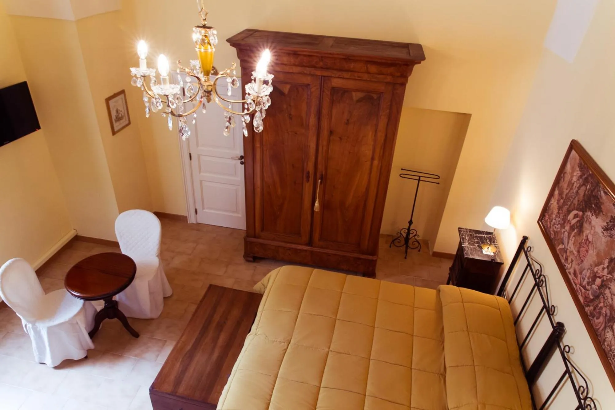 Photo of the whole room in La Casa di Ele