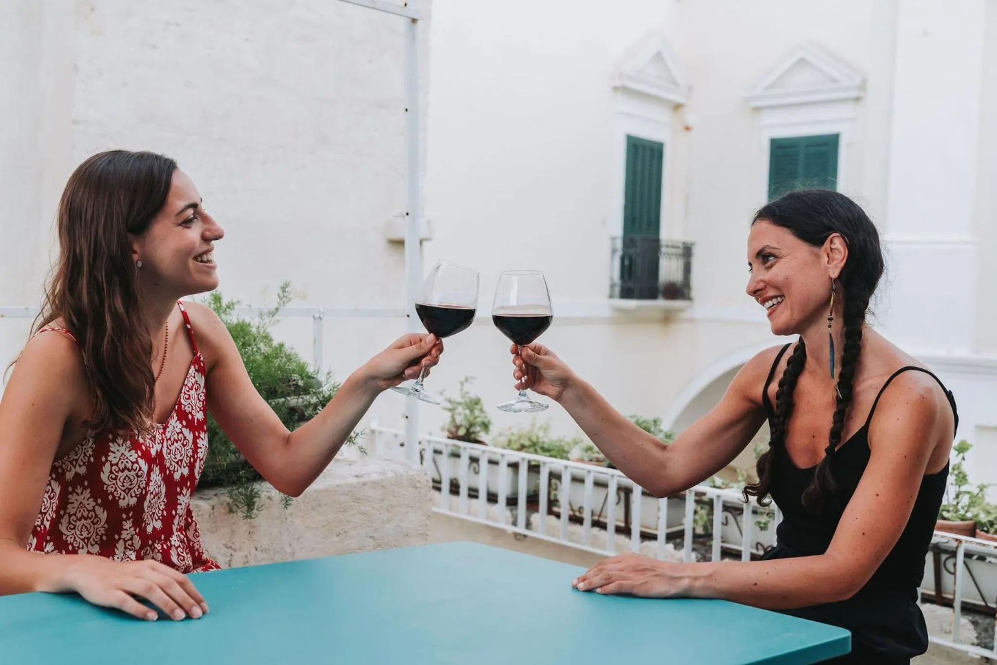 People in La Casa di Ele