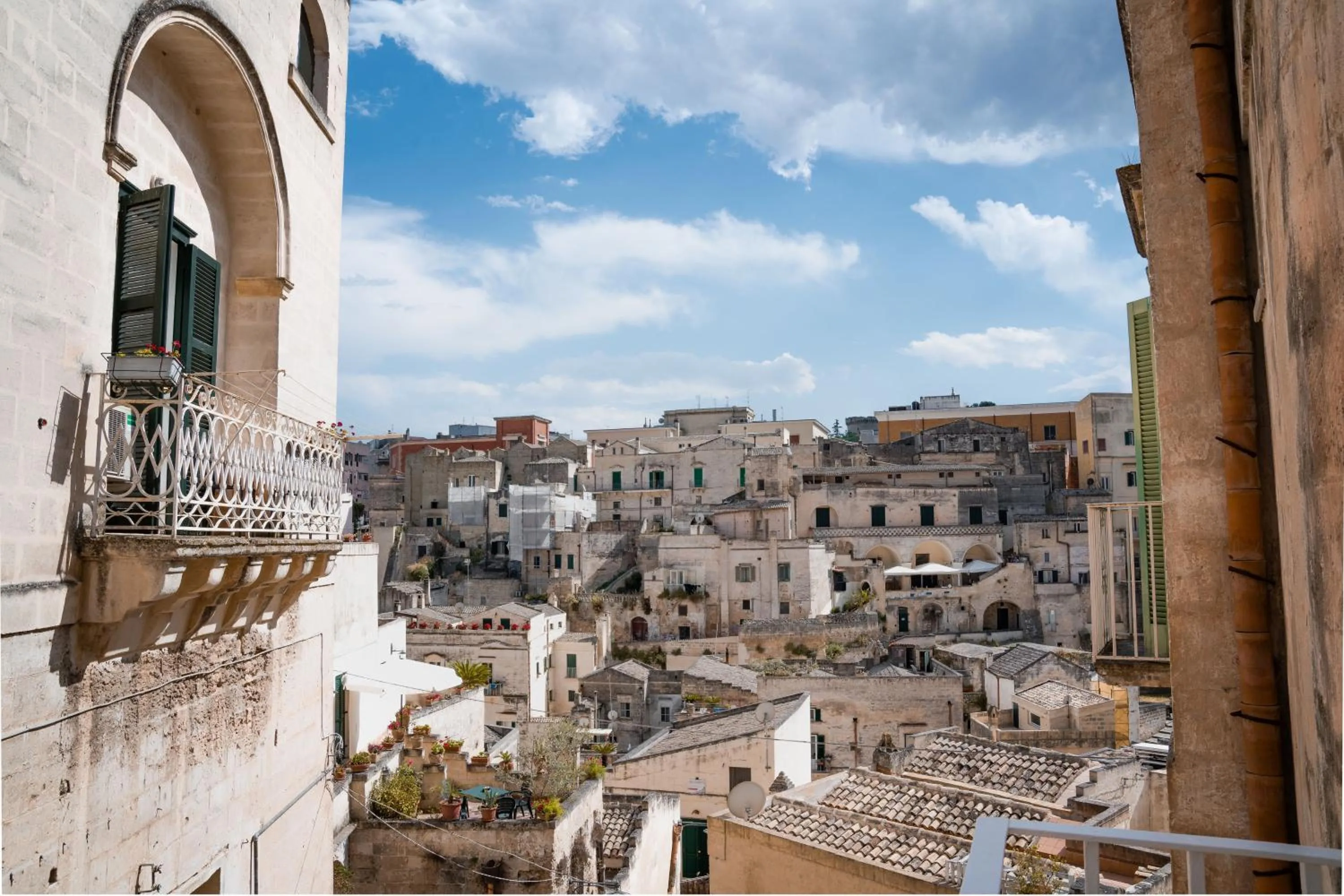 City view in La Casa di Ele