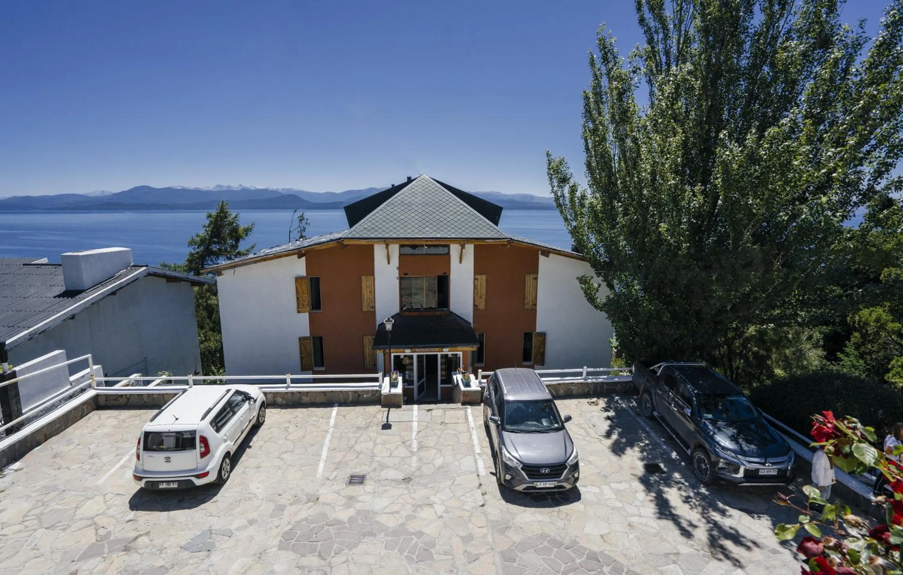 Parking in Apart Costa Azul