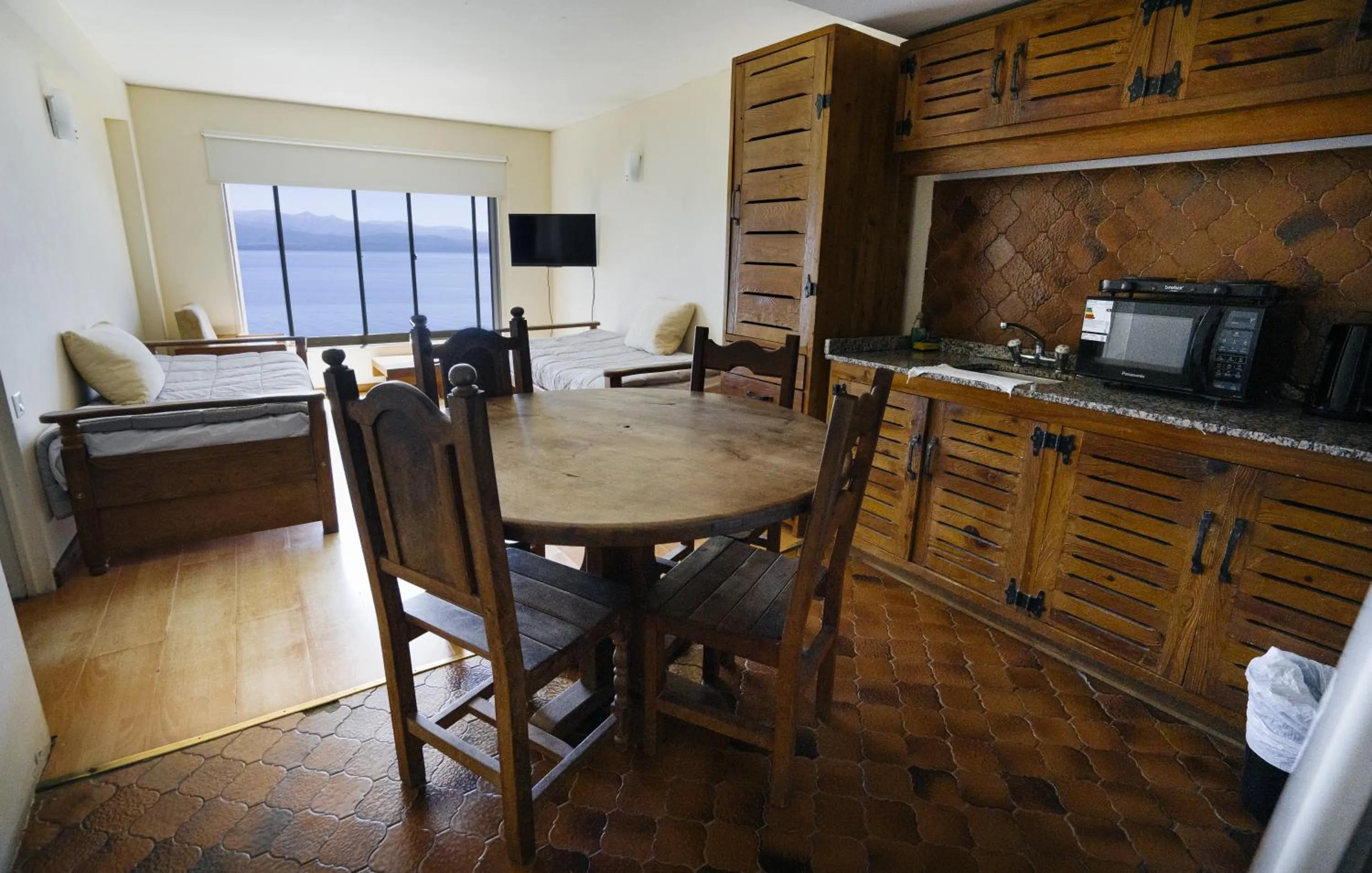 kitchen in Apart Costa Azul