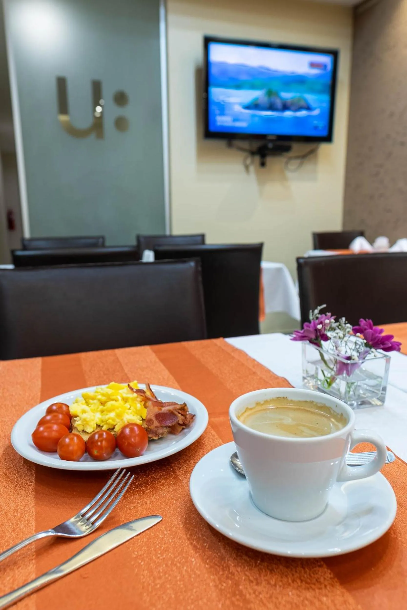 Breakfast in Urban Suites Recoleta Boutique Hotel
