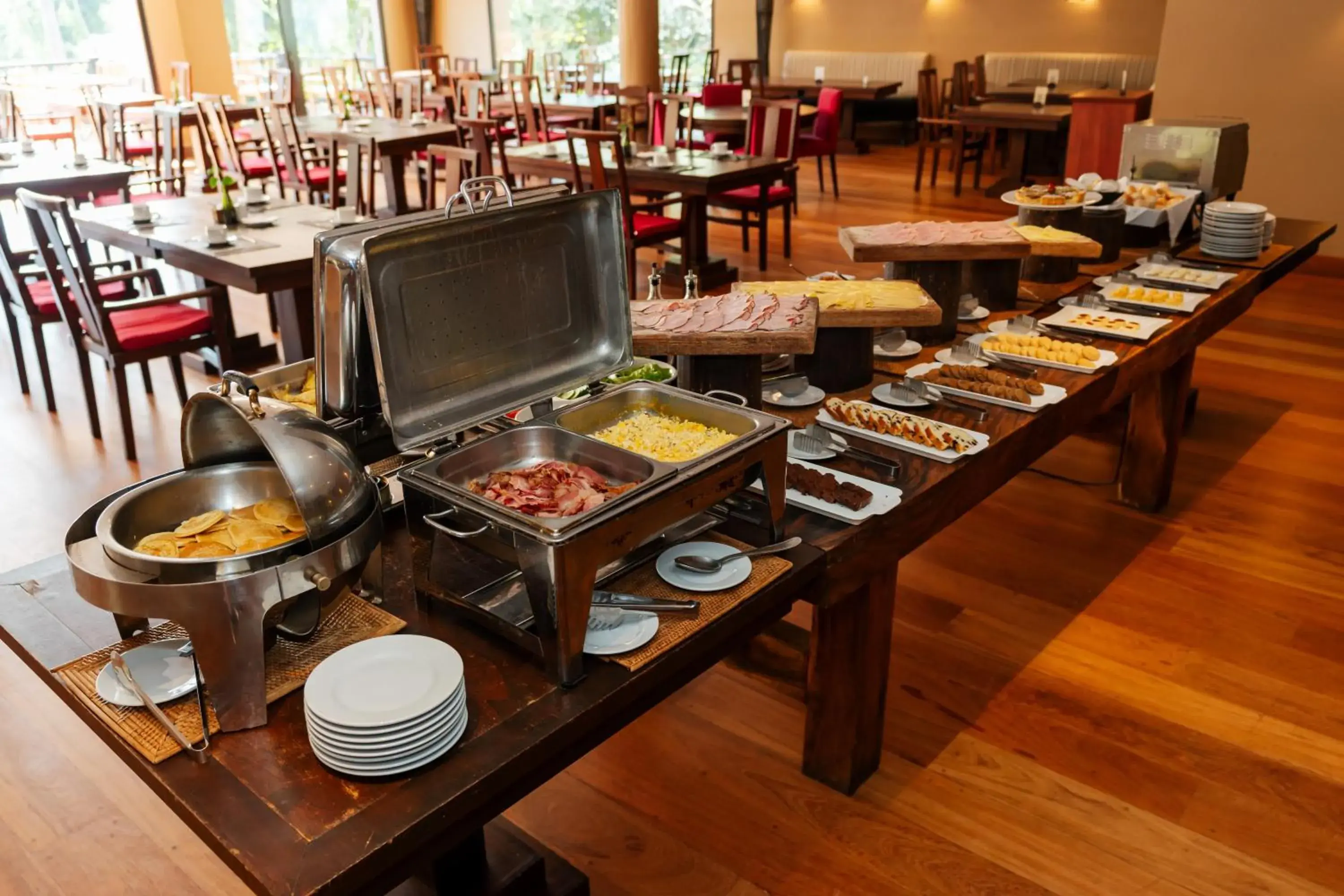 Buffet breakfast in Loi Suites Iguazu Hotel Buffet breakfast in Loi Suites Iguazu Hotel