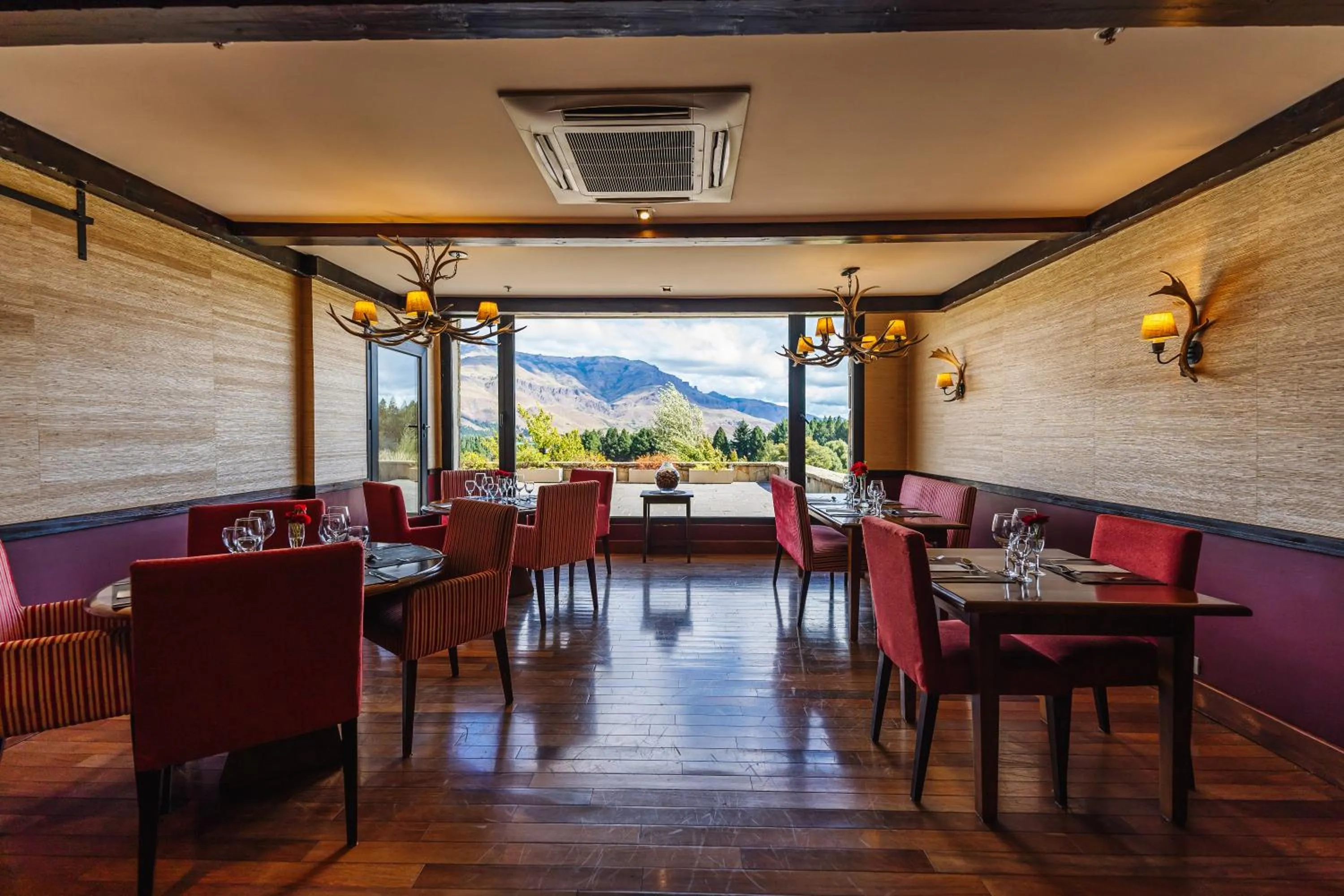 Restaurant/places to eat in Loi Suites Chapelco Hotel
