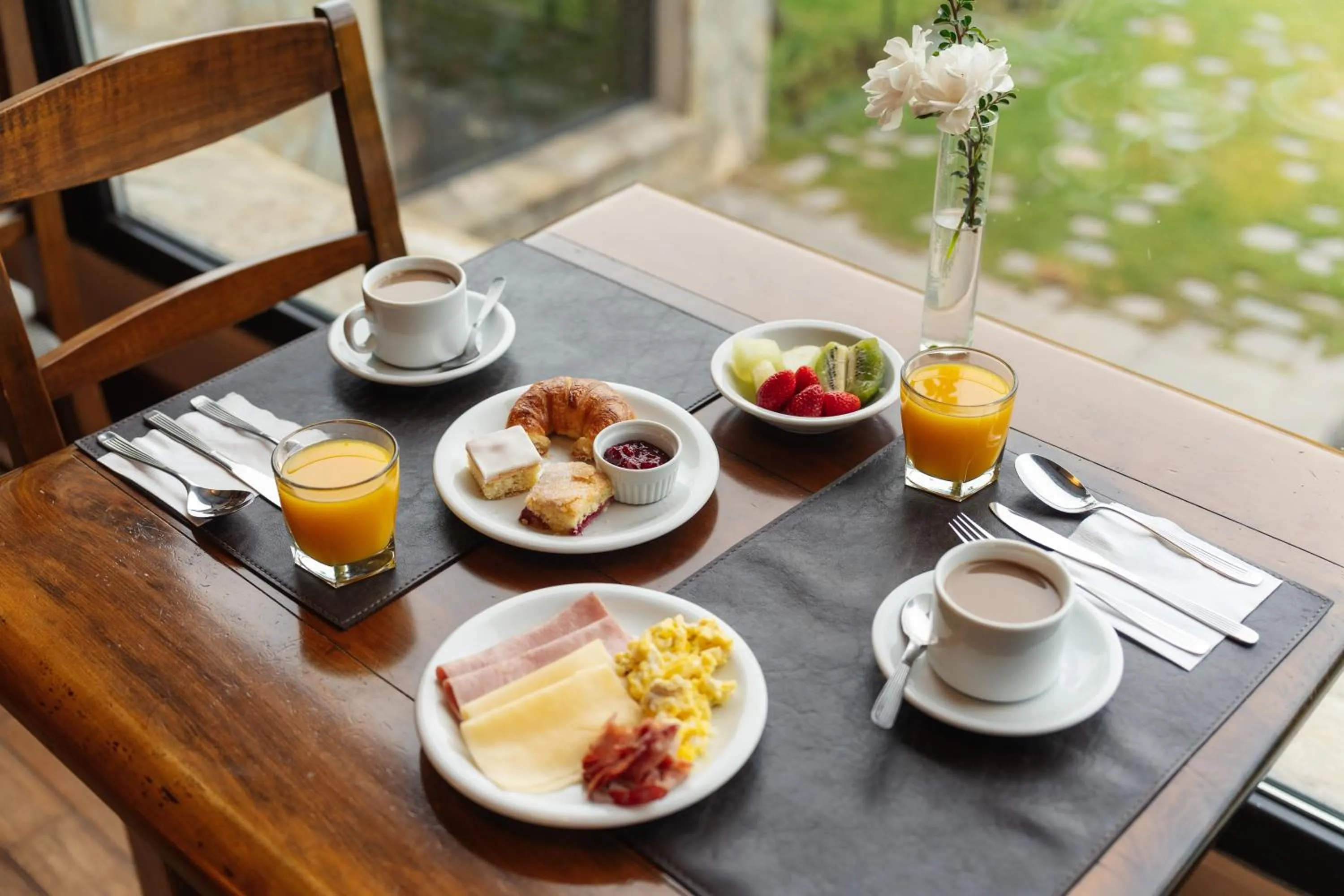 Breakfast in Loi Suites Chapelco Hotel