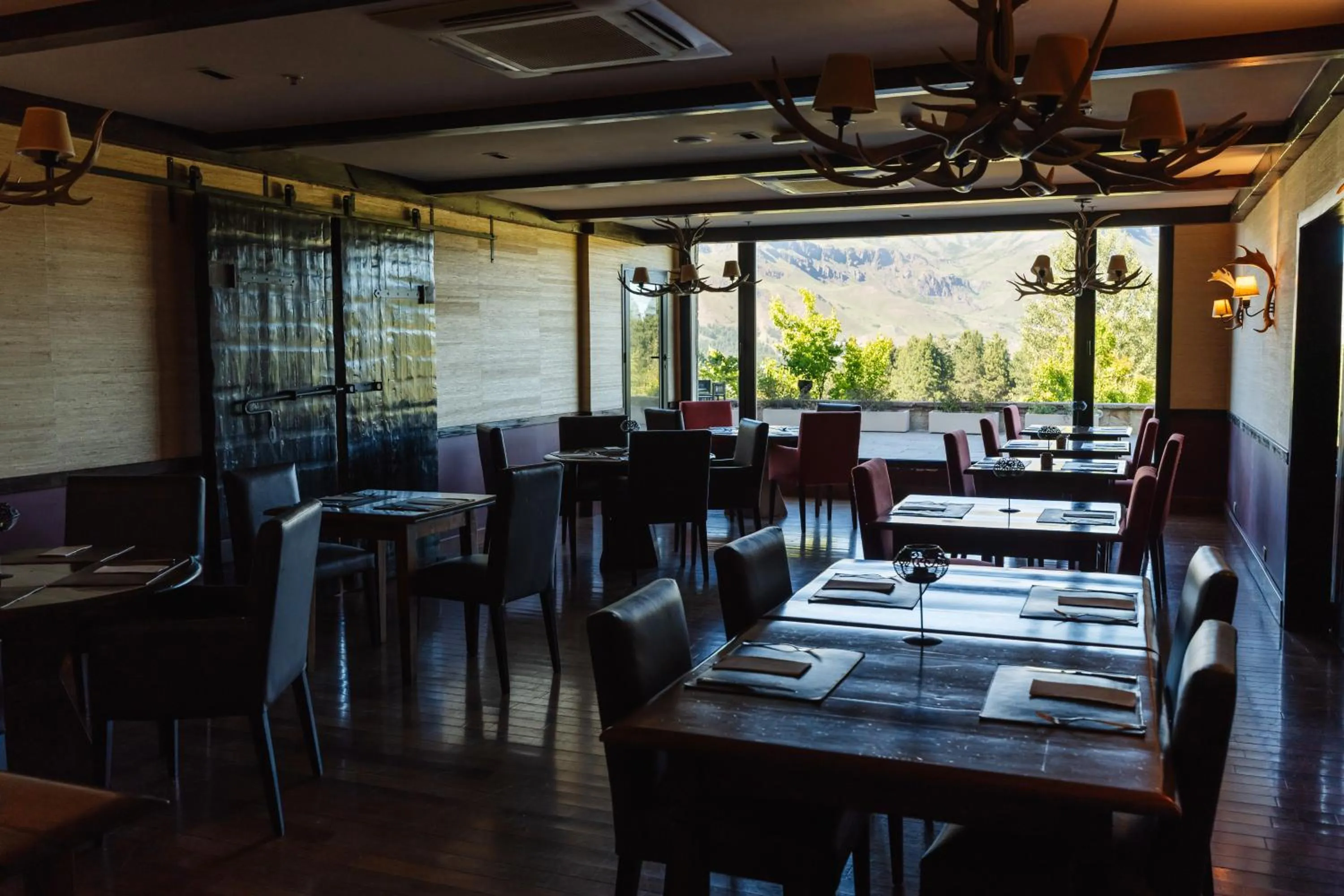 Restaurant/places to eat in Loi Suites Chapelco Hotel