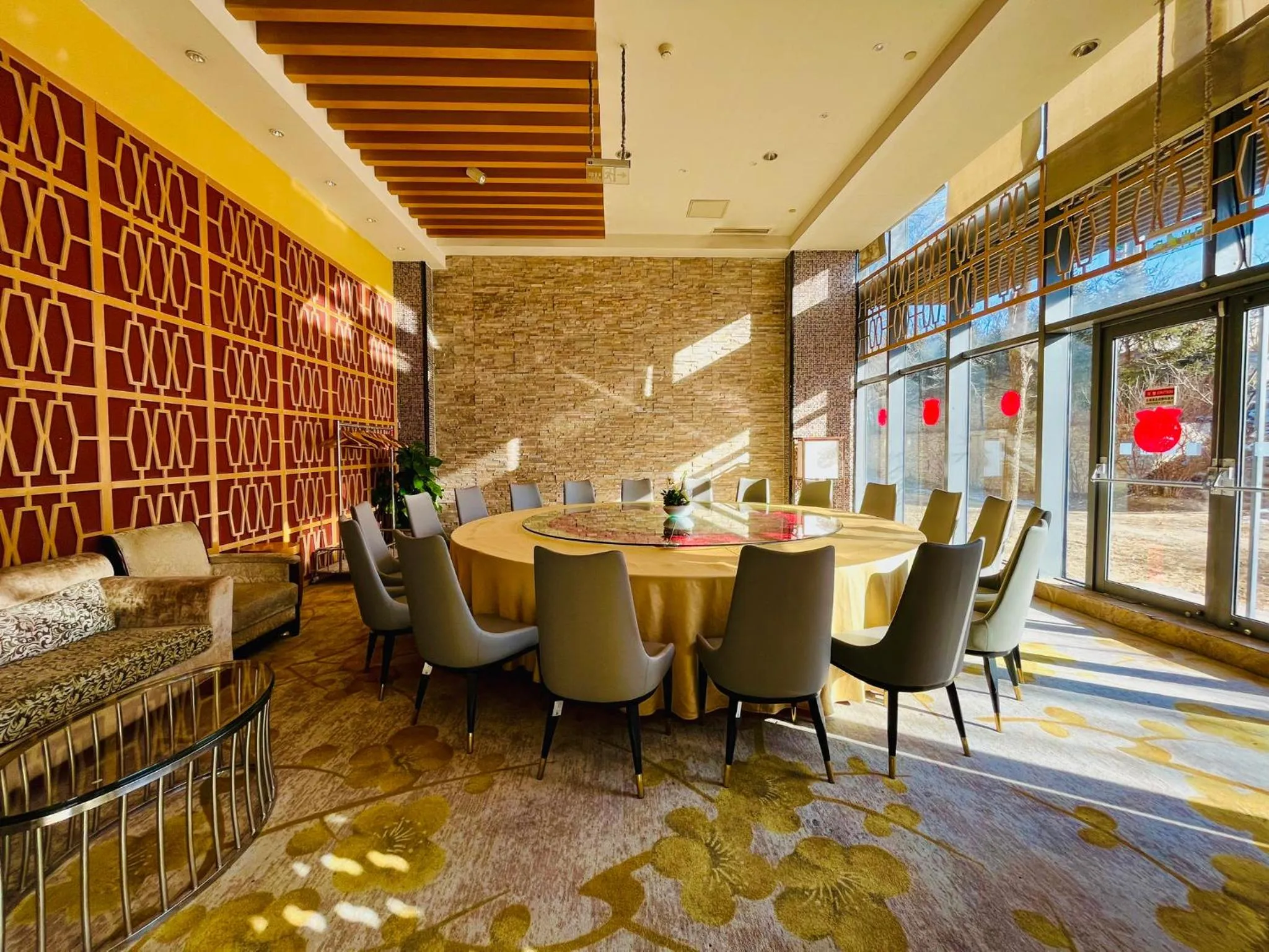 Restaurant/places to eat in Holiday Inn Beijing Shijingshan Parkview by IHG