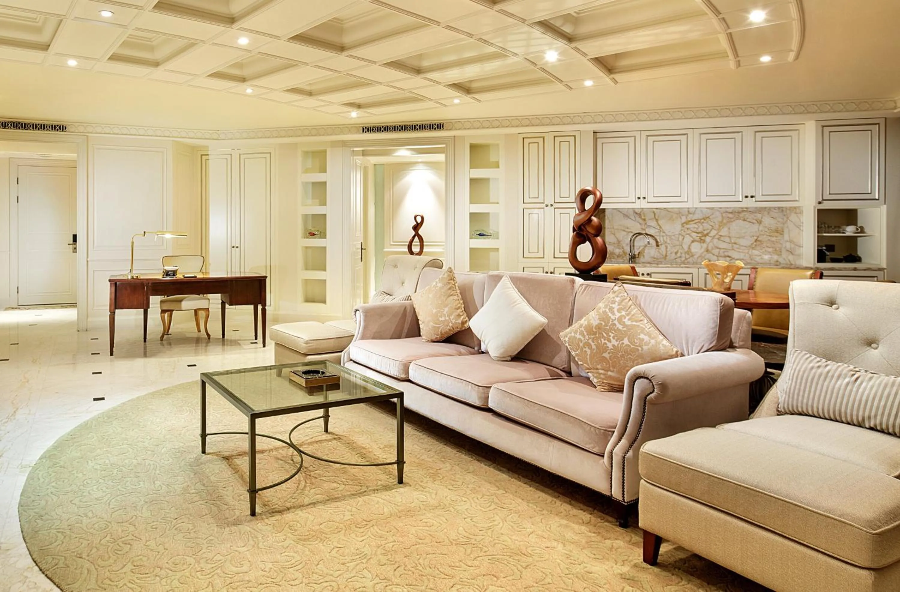 Photo of the whole room in Crowne Plaza Resort Sanya Bay by IHG