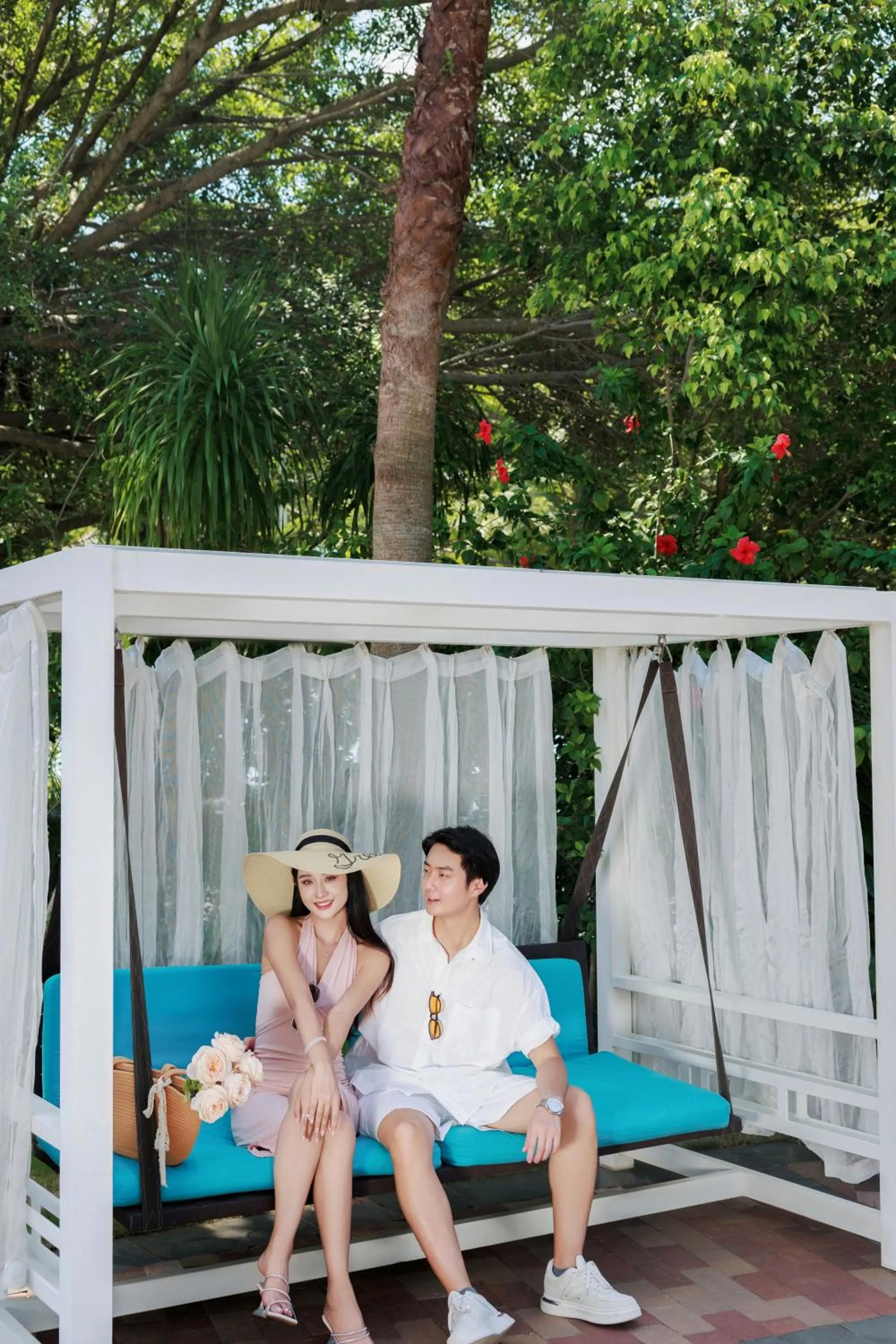 Garden in Crowne Plaza Resort Sanya Bay by IHG