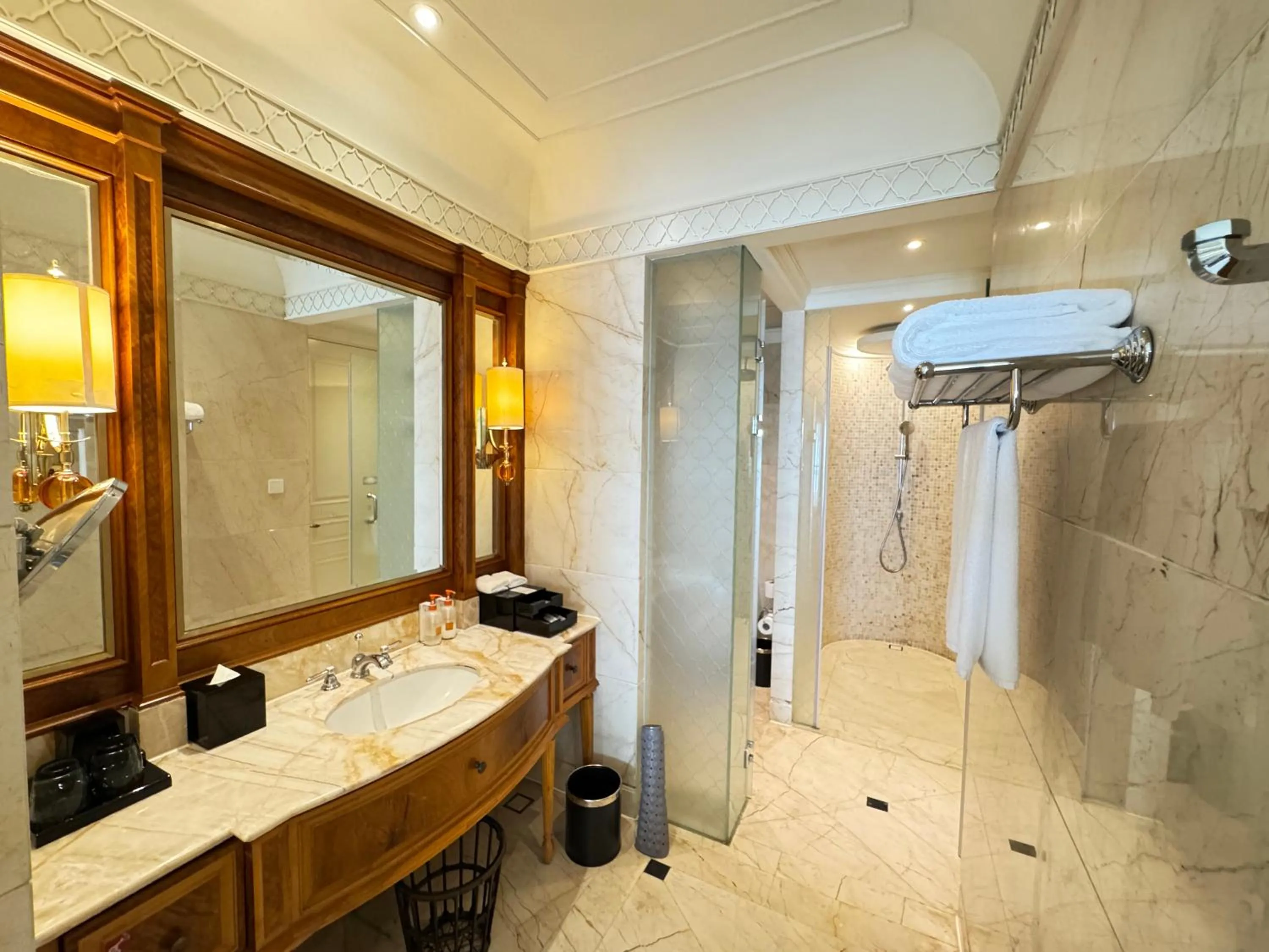 Toilet in Crowne Plaza Resort Sanya Bay by IHG