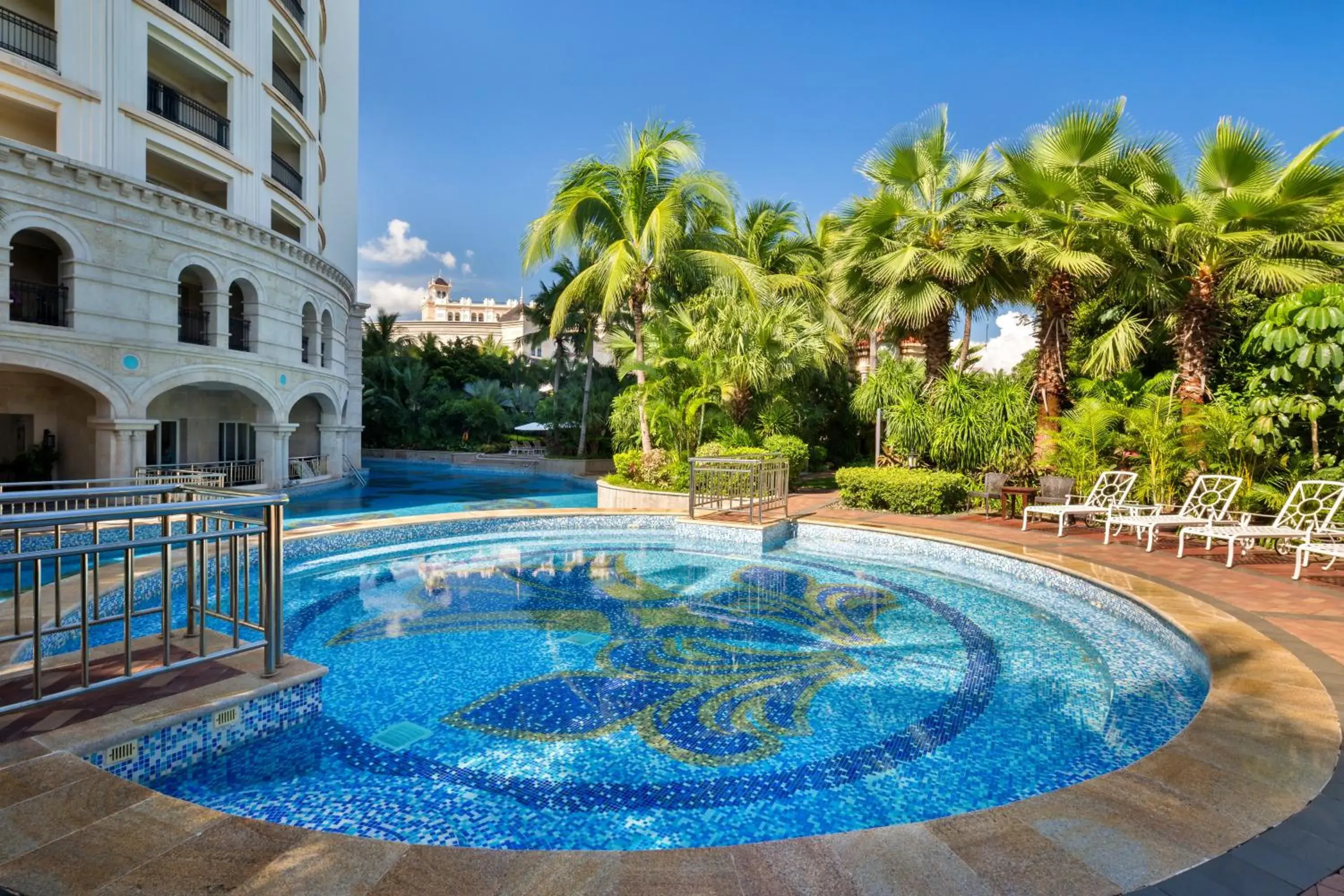 Swimming pool in Crowne Plaza Resort Sanya Bay by IHG Swimming pool in Crowne Plaza Resort Sanya Bay by IHG